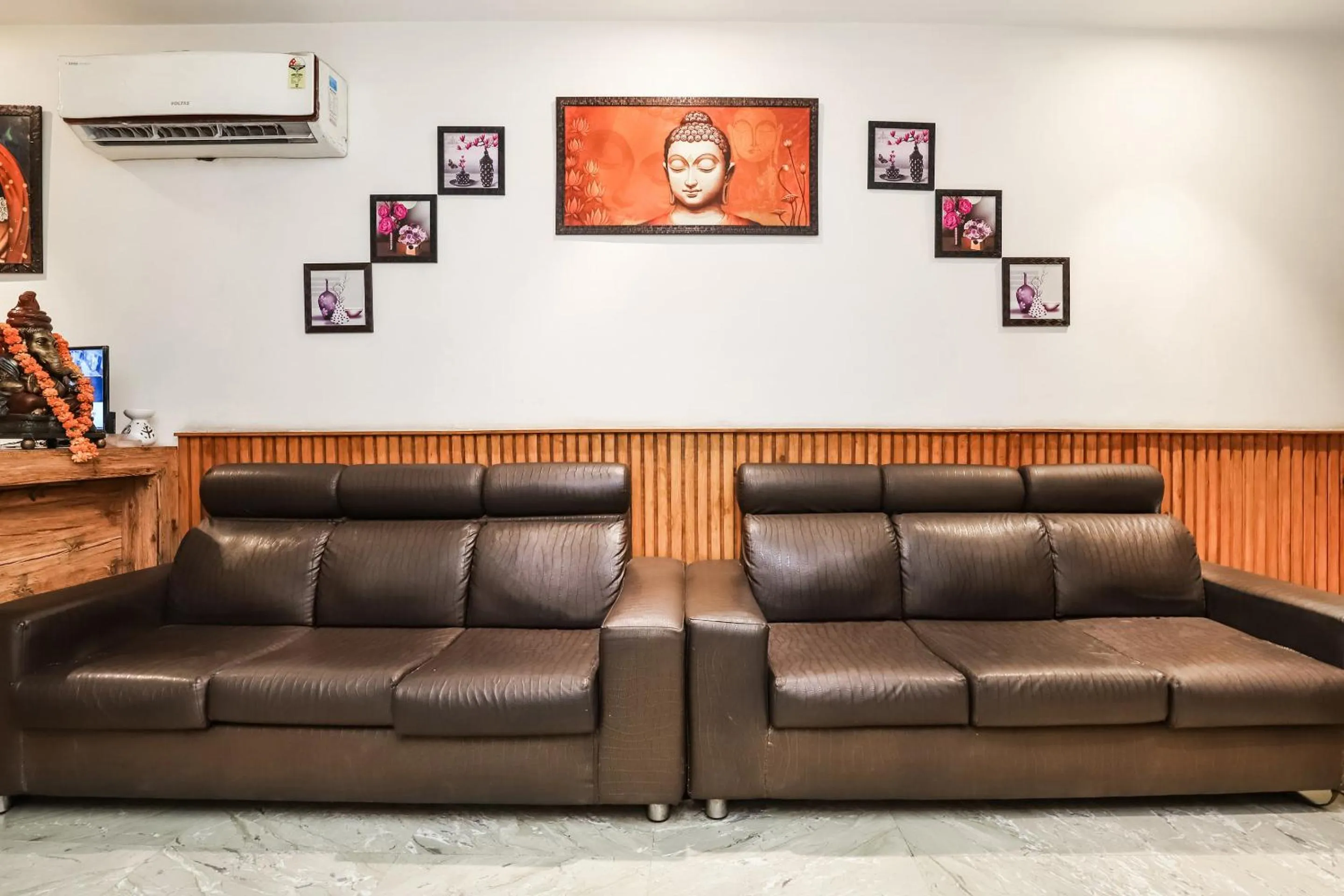 Lobby or reception in Hotel O Shri Sai