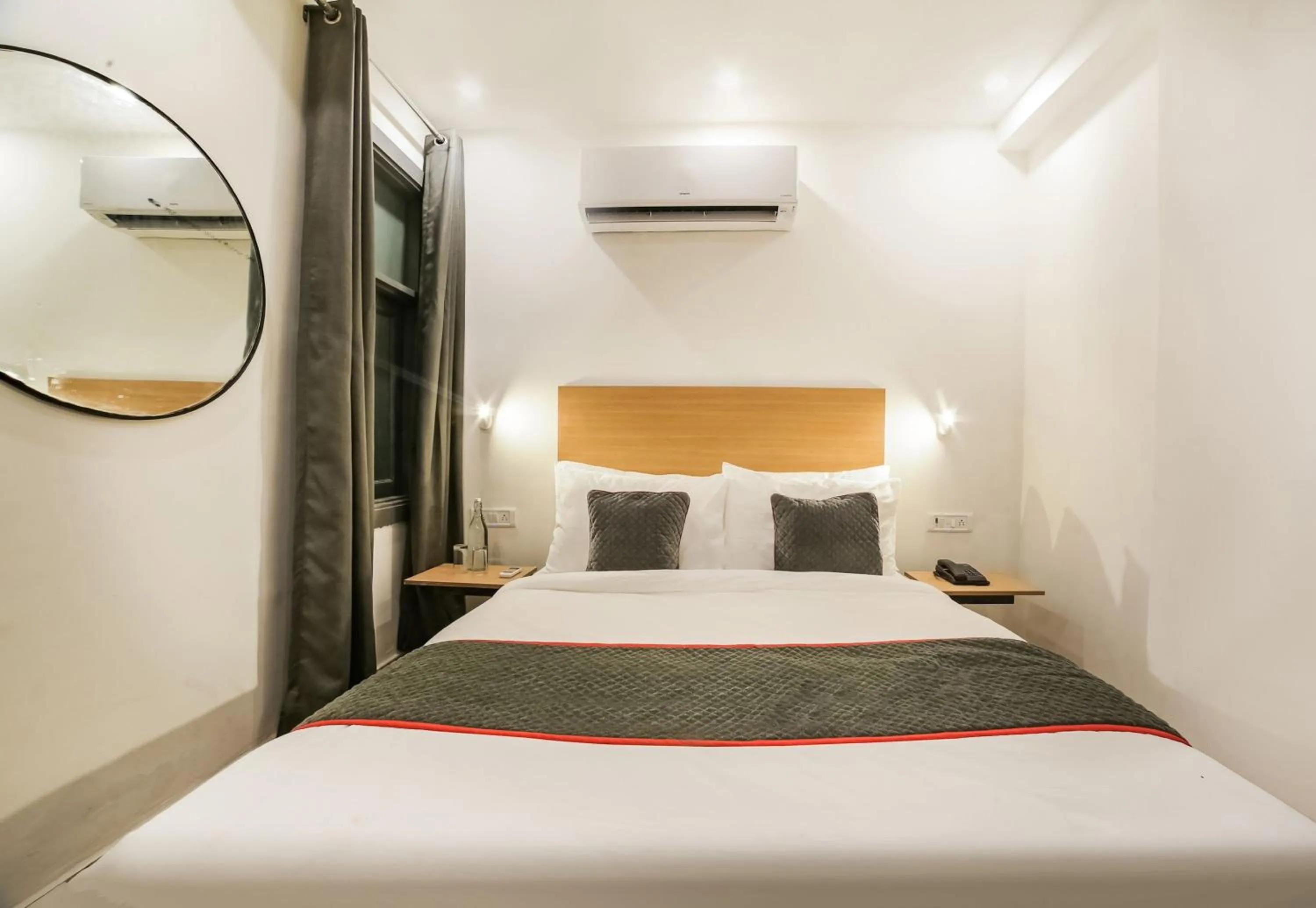 Bedroom, Bed in Super Hotel O Nawada Metro