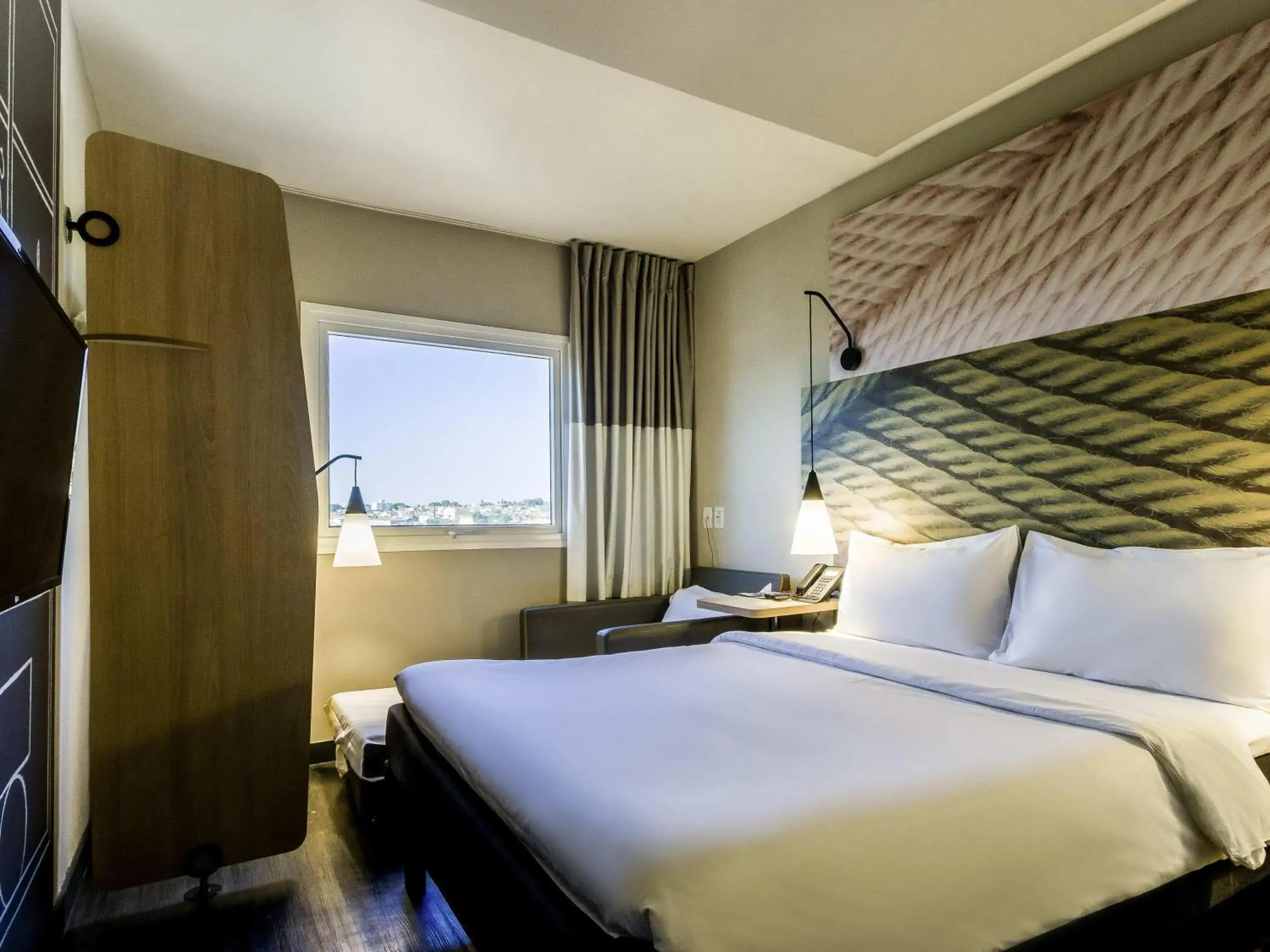 Standard Double Room with Sofa Bed in Ibis Americana Standard Double Room with Sofa Bed in Ibis Americana