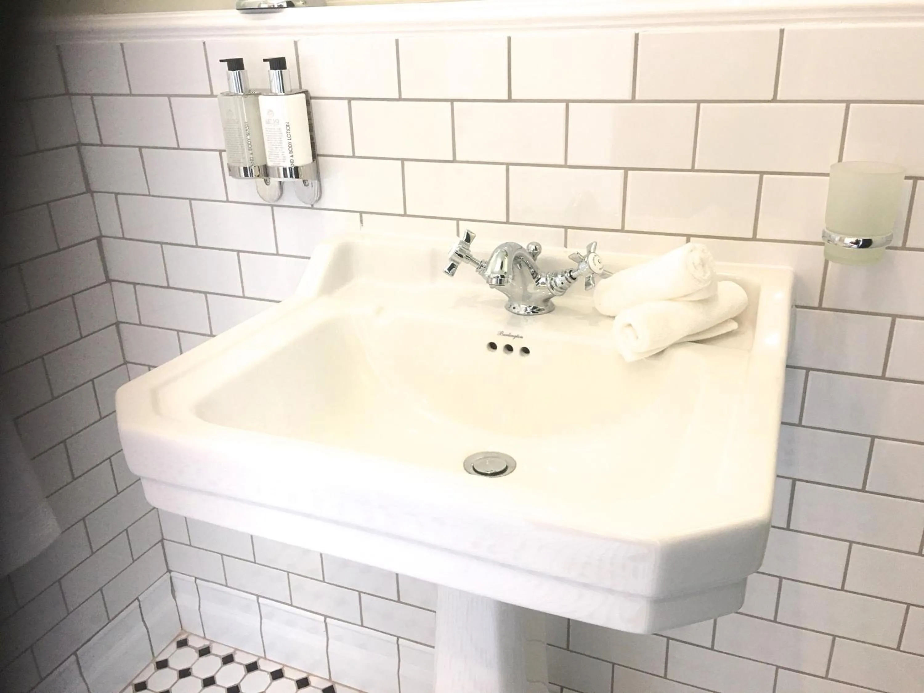 Bathroom in Rand Club Suites