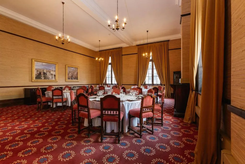 Banquet/Function facilities in Rand Club Suites
