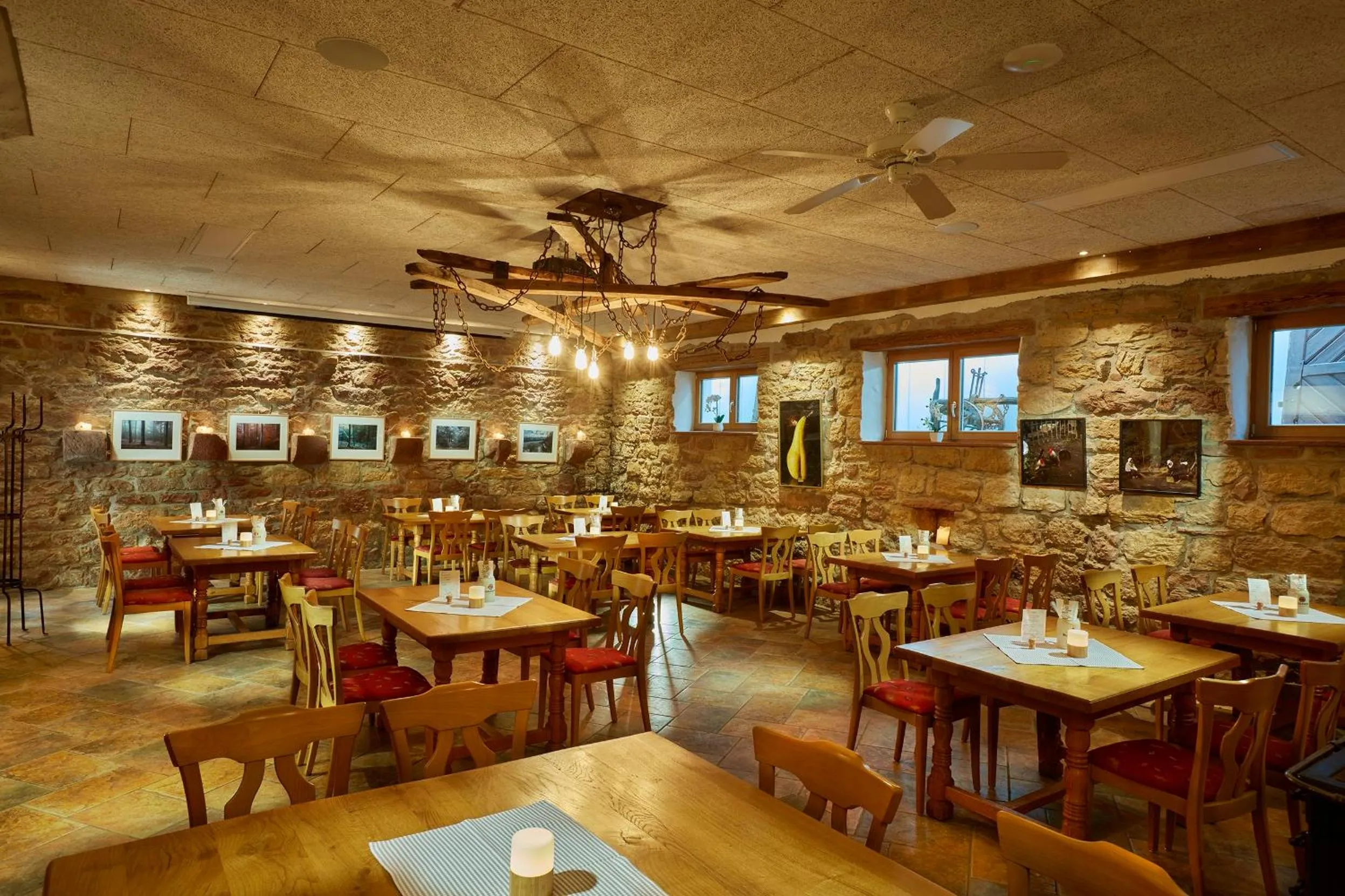 Restaurant/places to eat in Gasthof Zum Lam