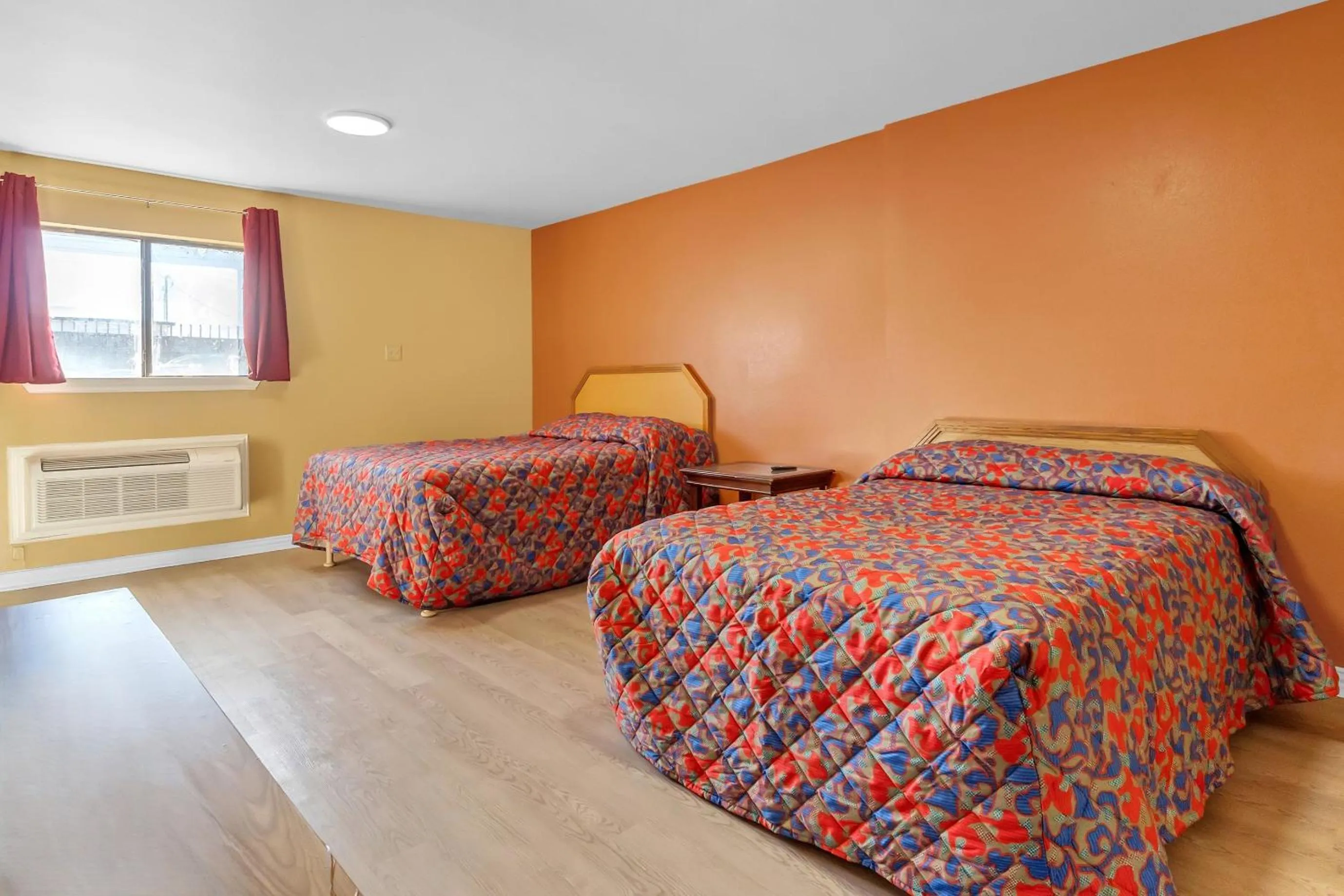 Bedroom, Bed in Relax Motel Grand Prairie Dallas I 30