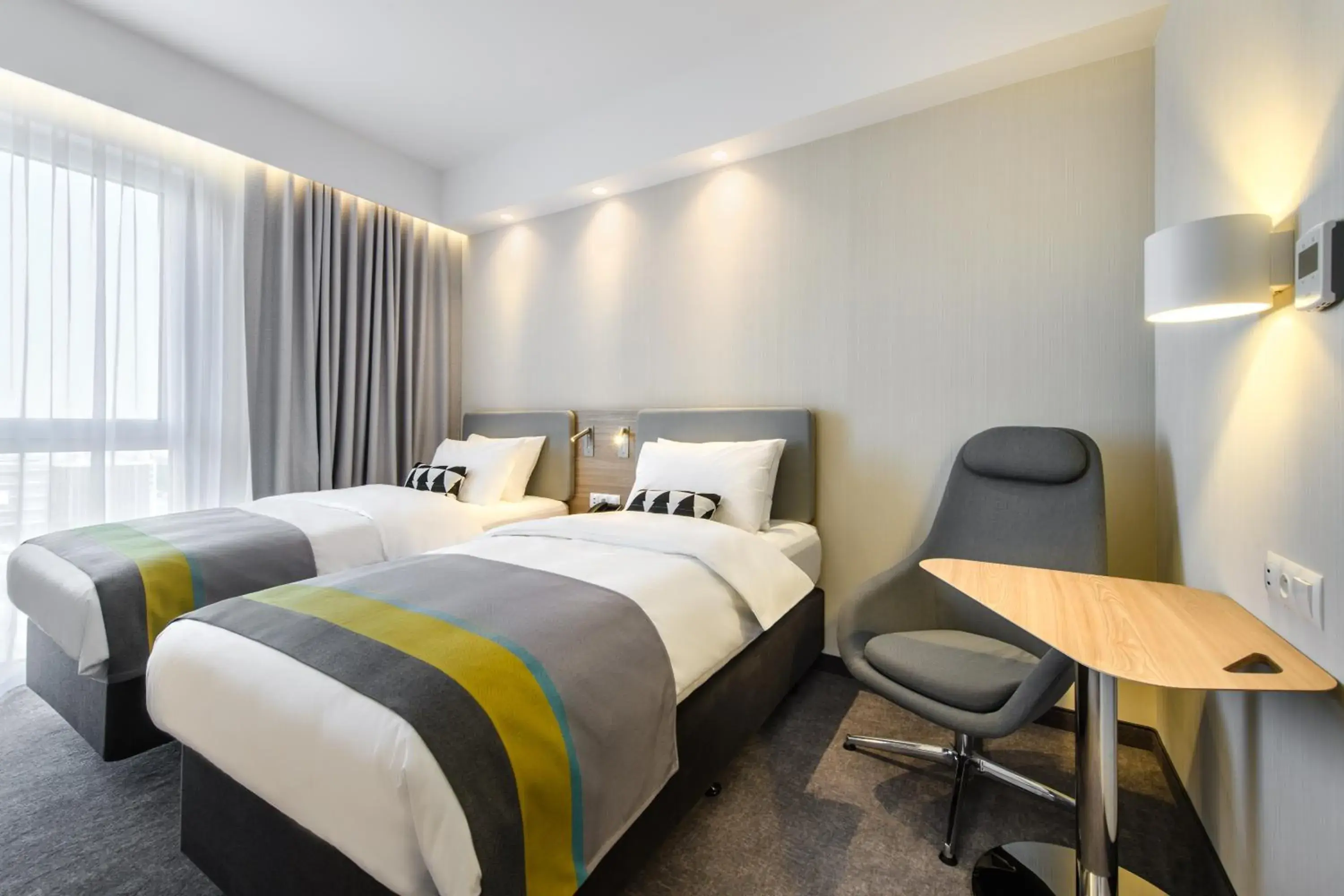 Standard Room with Free Breakfast in Holiday Inn Express - Rzeszow Airport by IHG Standard Room with Free Breakfast in Holiday Inn Express - Rzeszow Airport by IHG