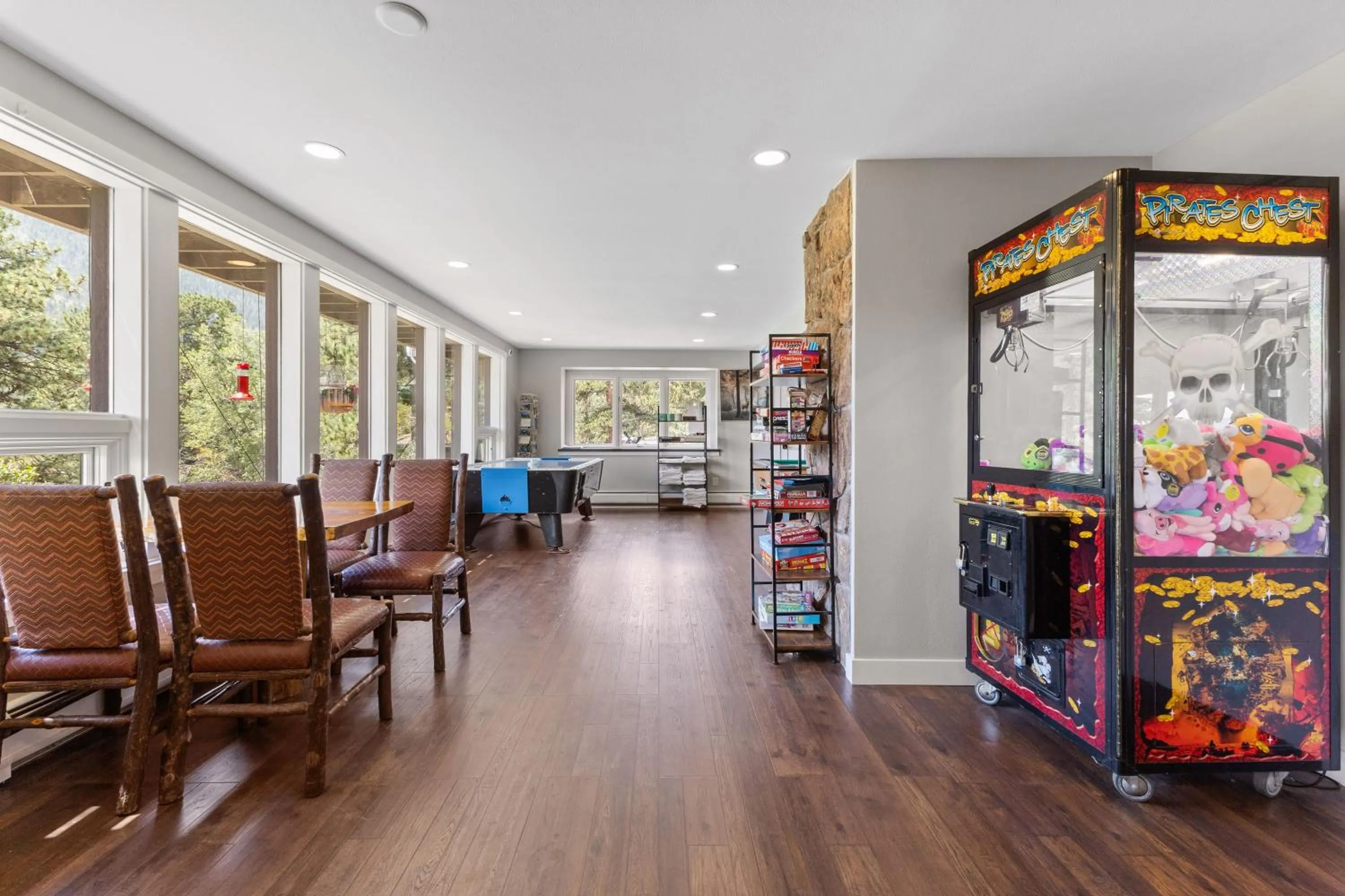 Game Room in Wildwood Inn