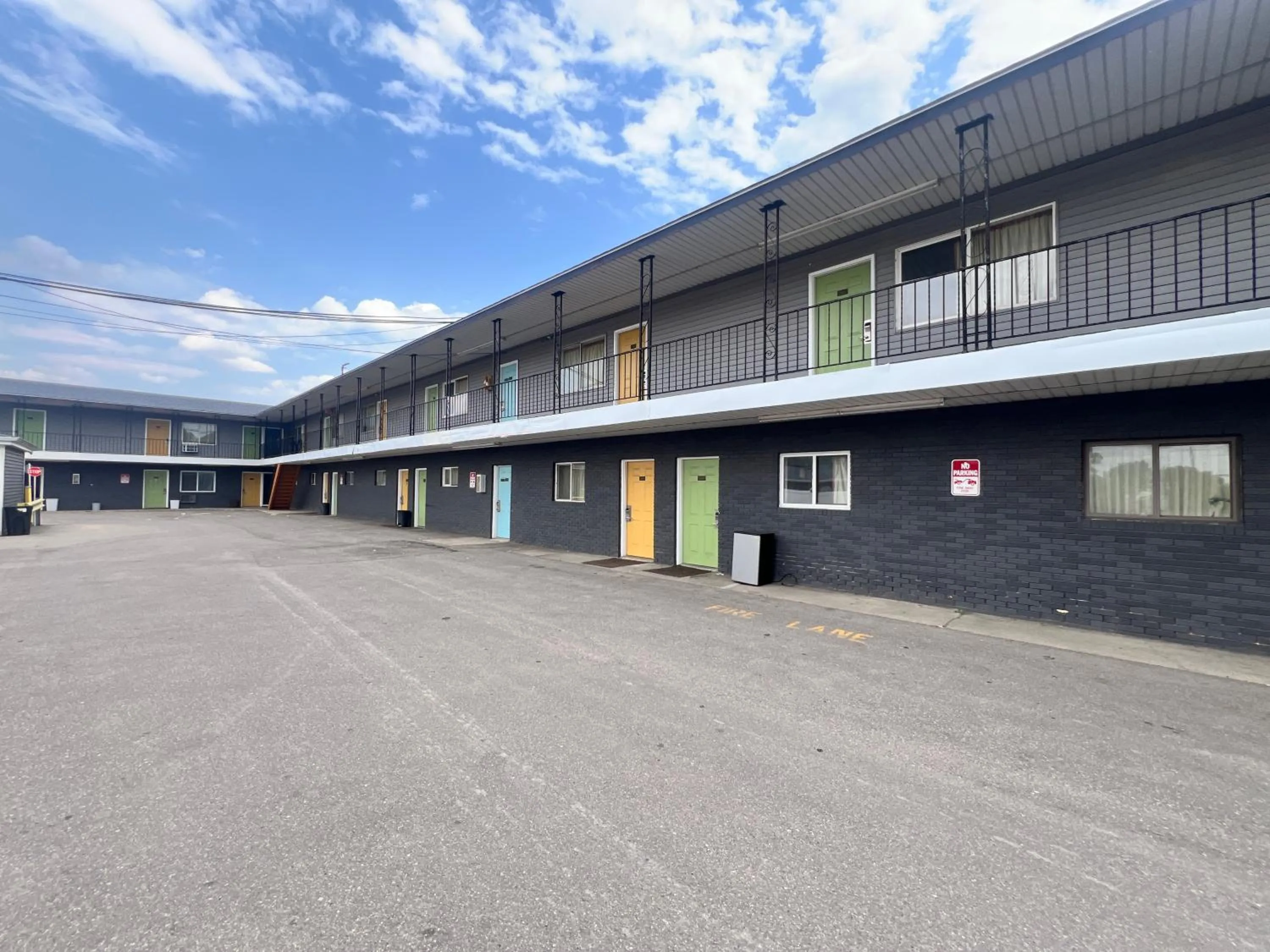 Property building in Hotel O East Hemphill Burton-Flint