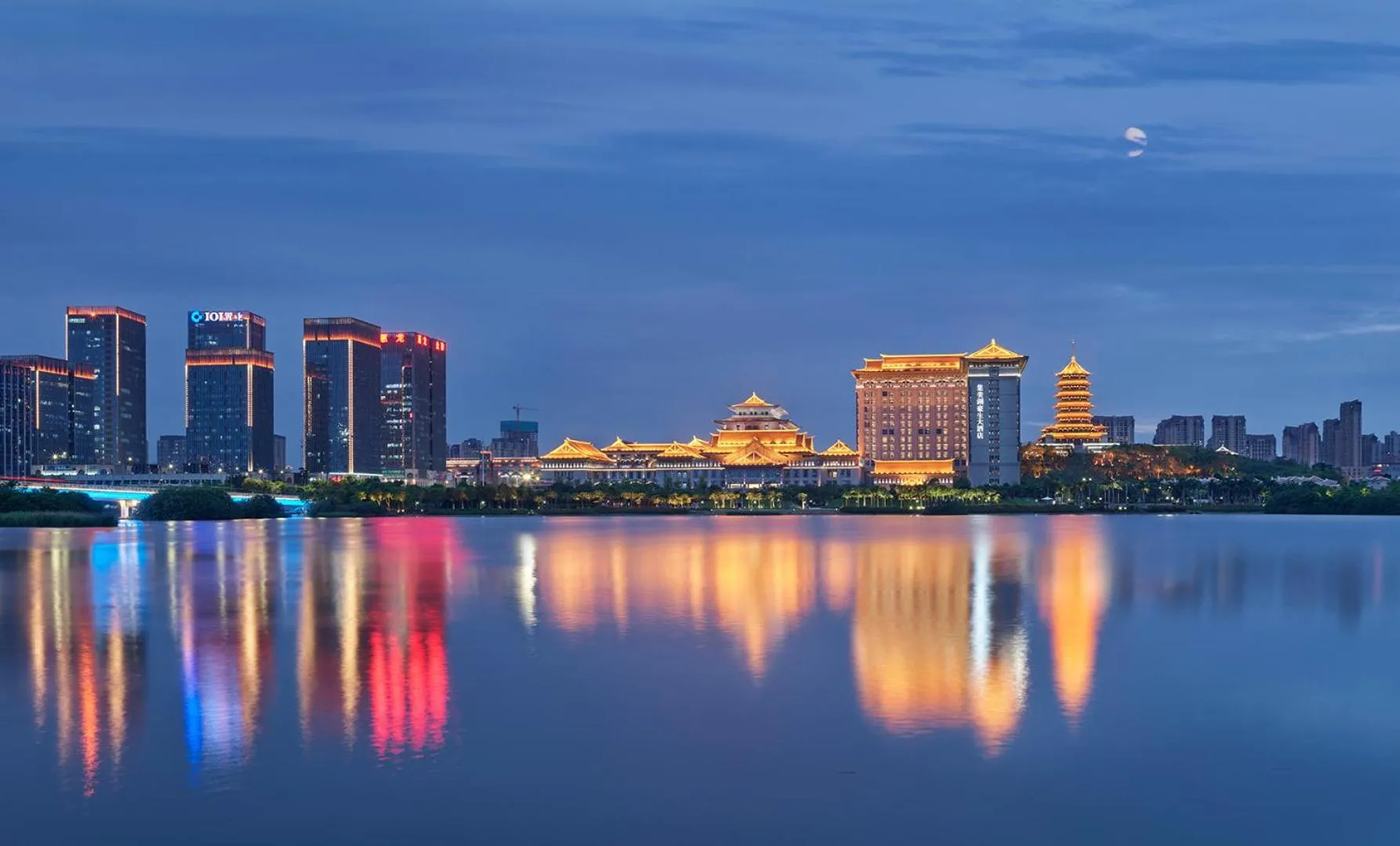 Howard Johnson by Wyndham Jimei Lake Plaza Xiamen