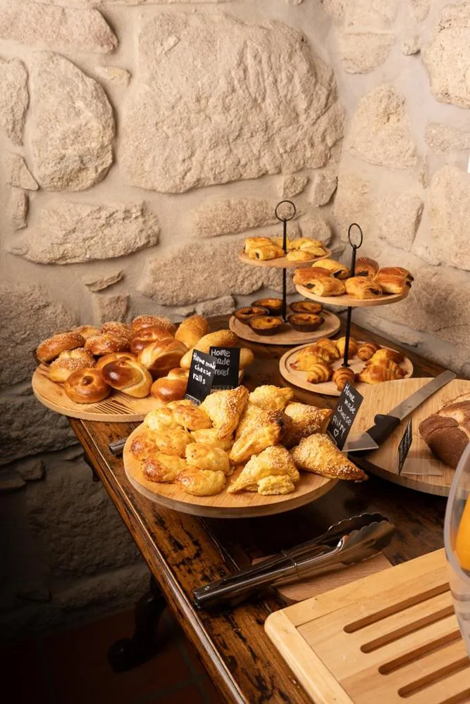 Continental breakfast in Casa d'Amares