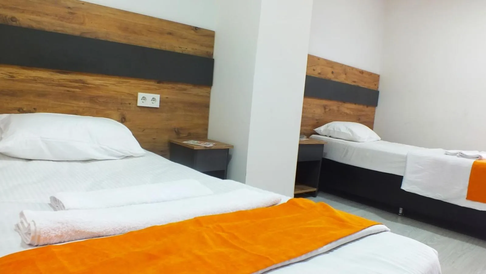 Bed in ANKARA OTEL EVREN