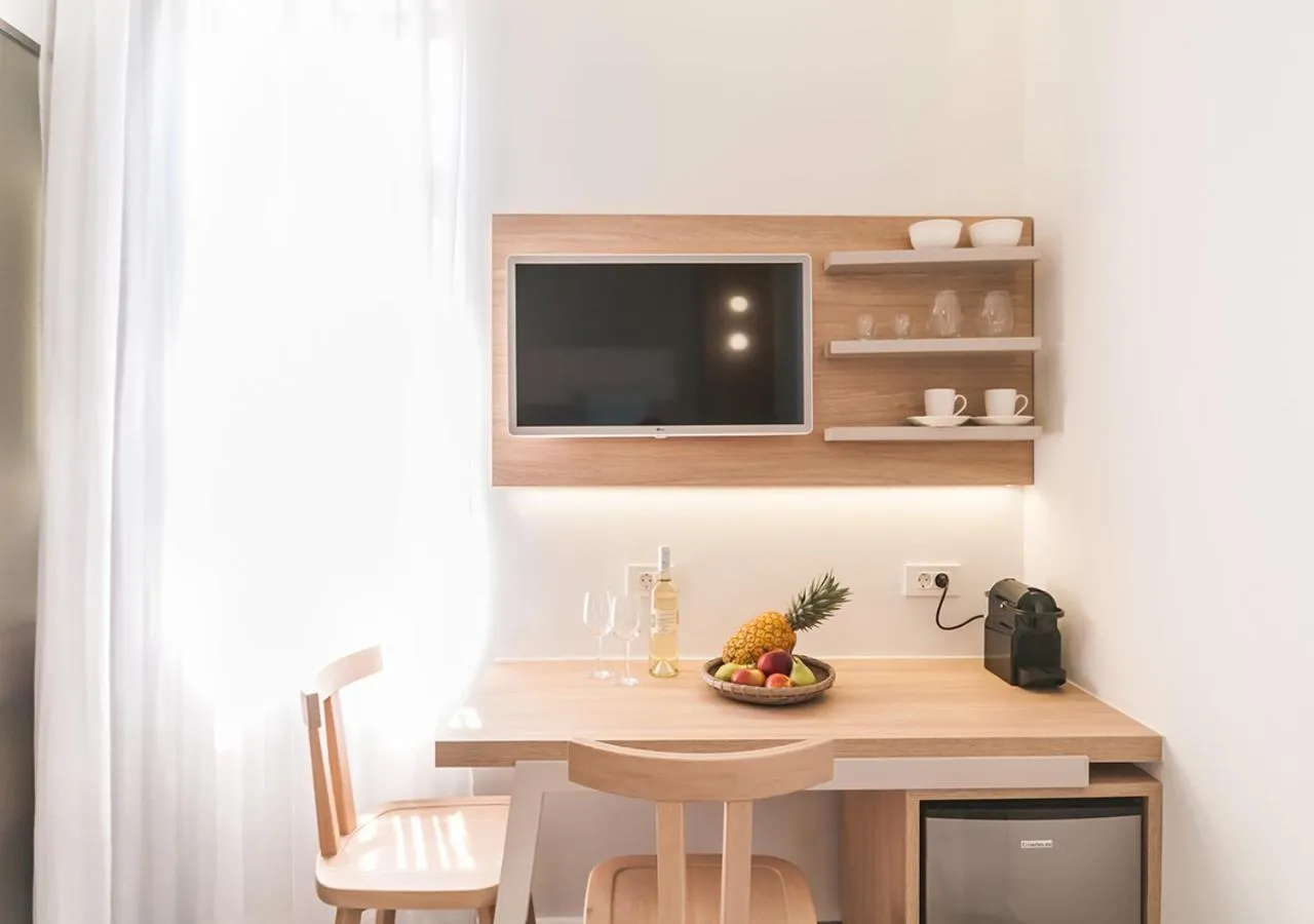 Alcoholic drinks in Epavli Boutique Hotel