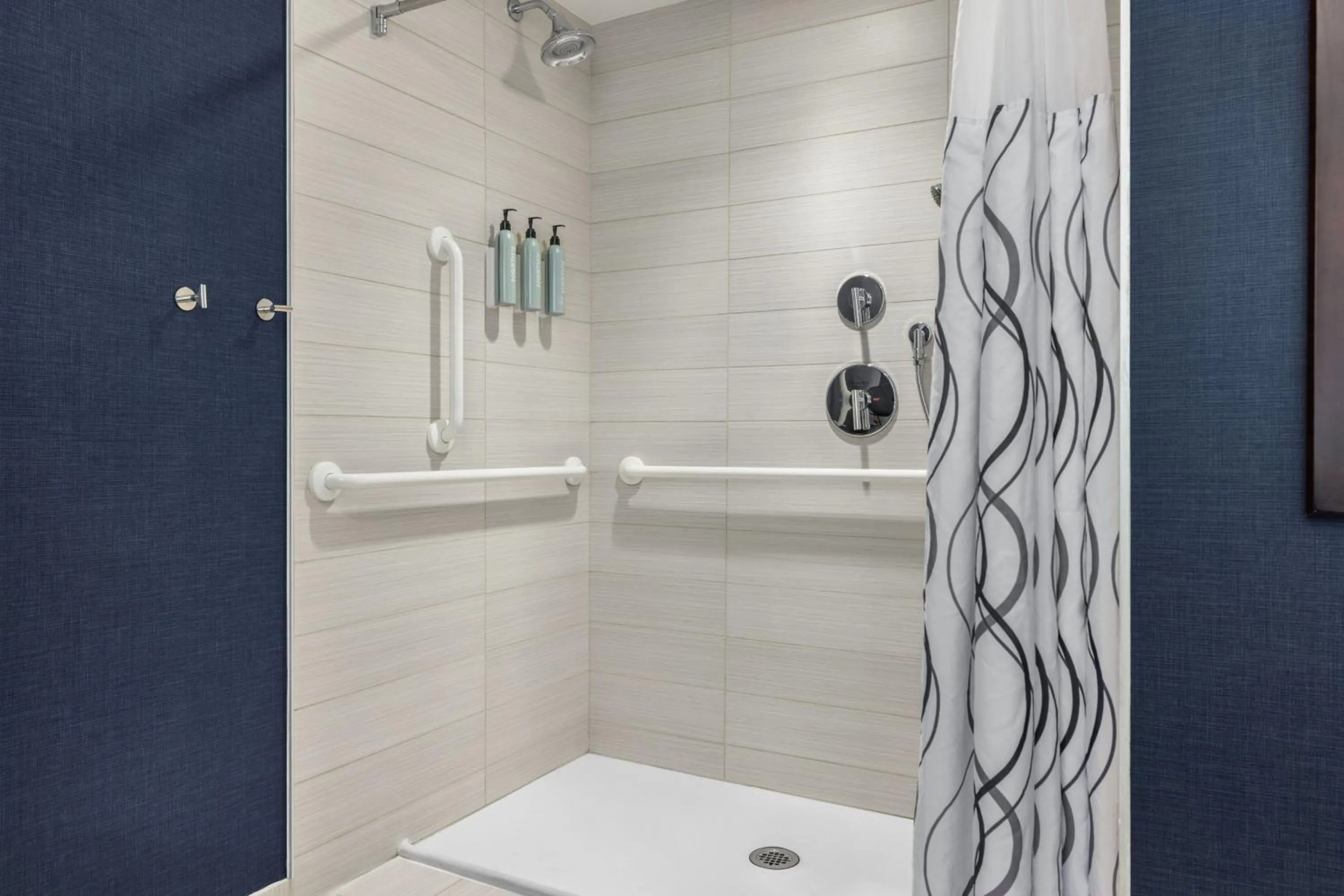 Bathroom in Residence Inn by Marriott The Bronx at Metro Center Atrium