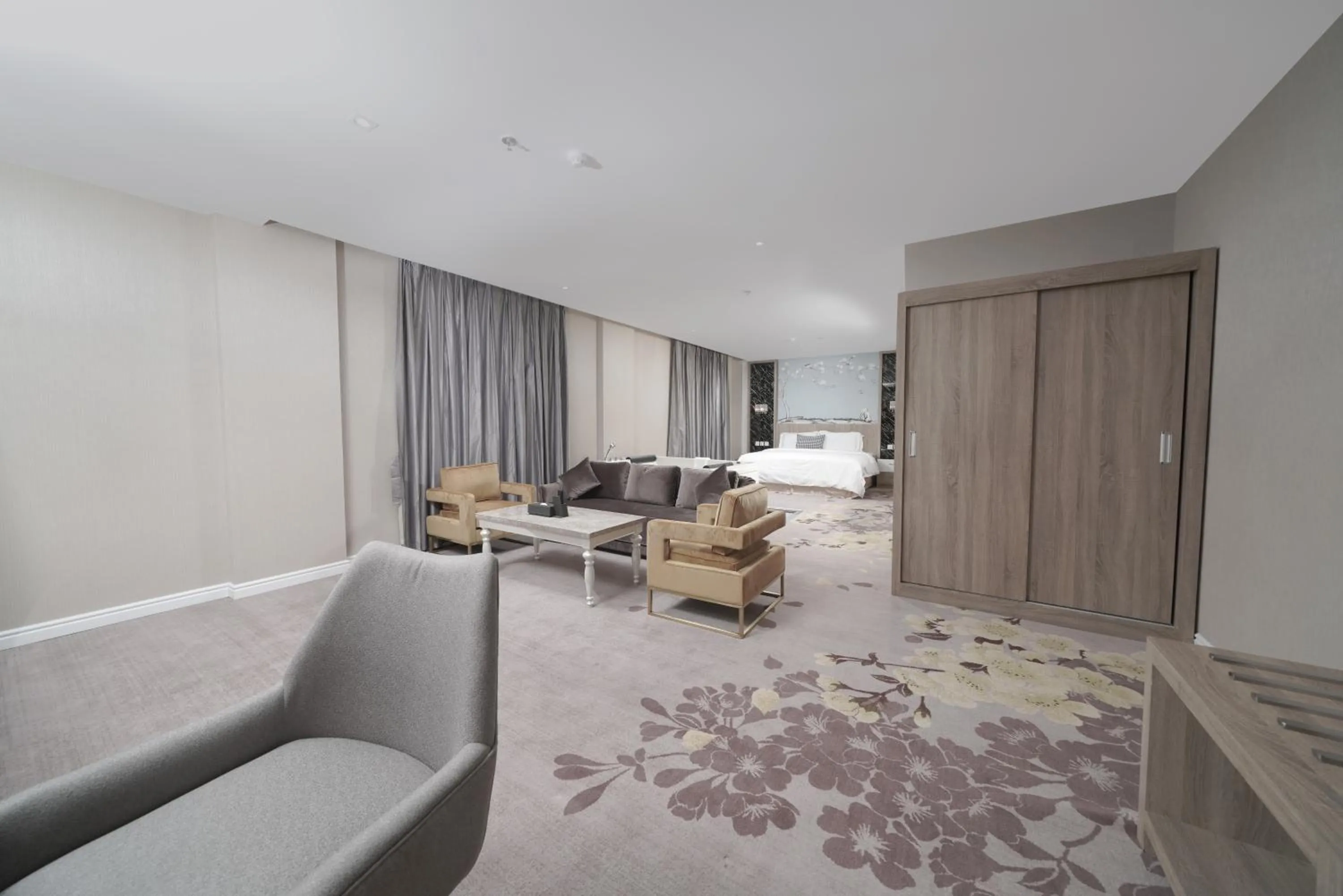 Bed in Swiss In Park Tabuk