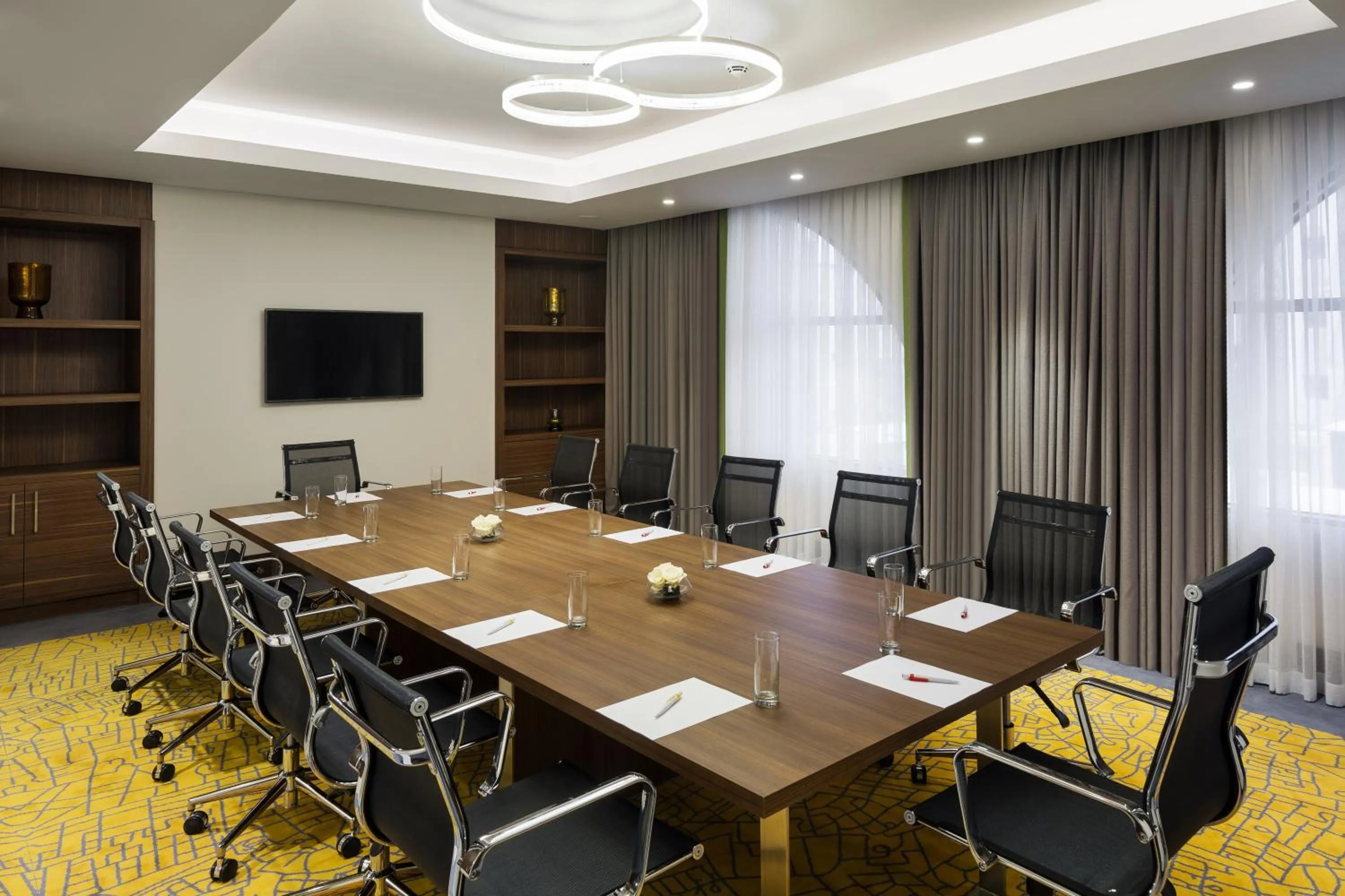Business facilities in Park Inn by Radisson Makkah Aziziyah