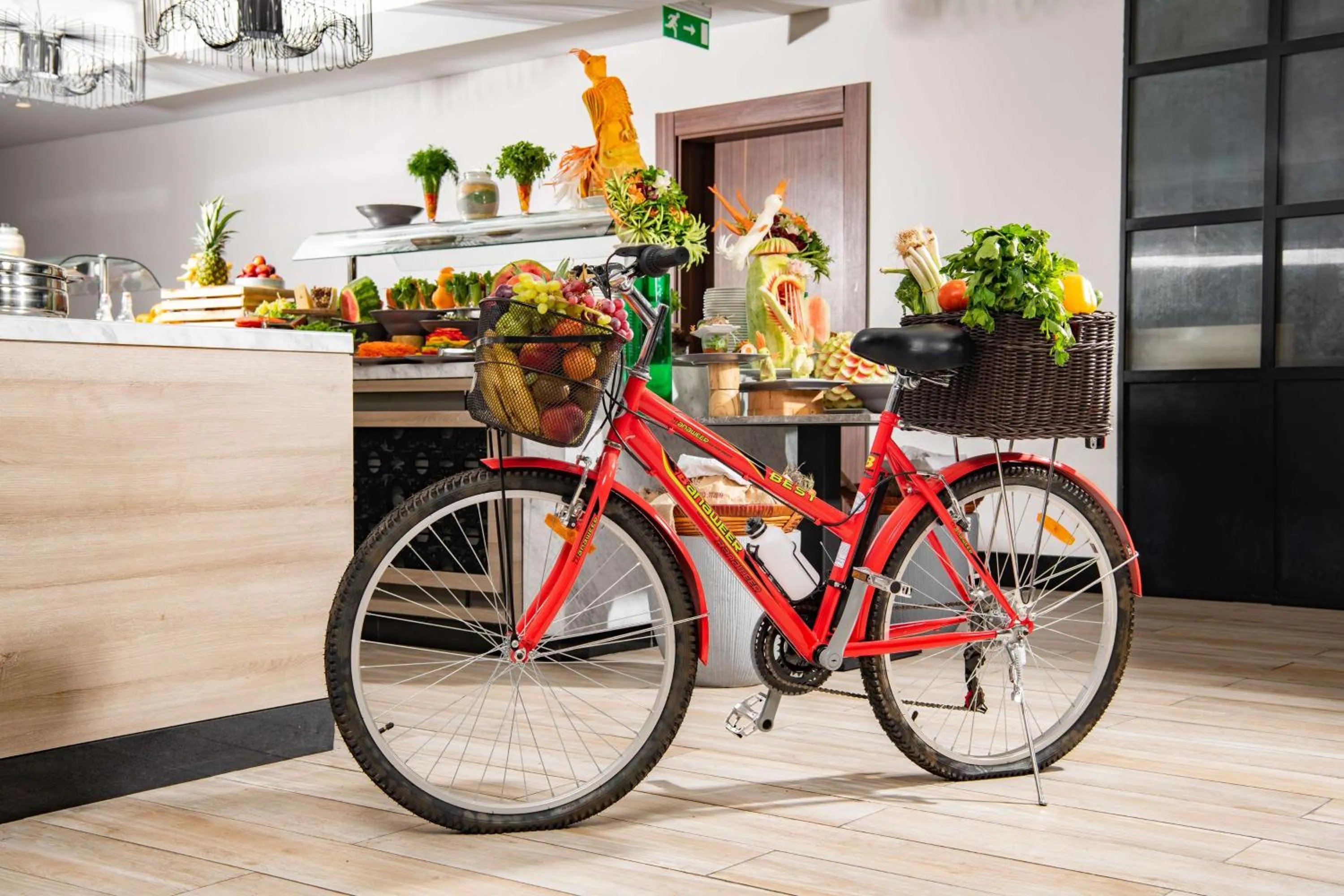 Restaurant/places to eat in Park Inn by Radisson Makkah Aziziyah