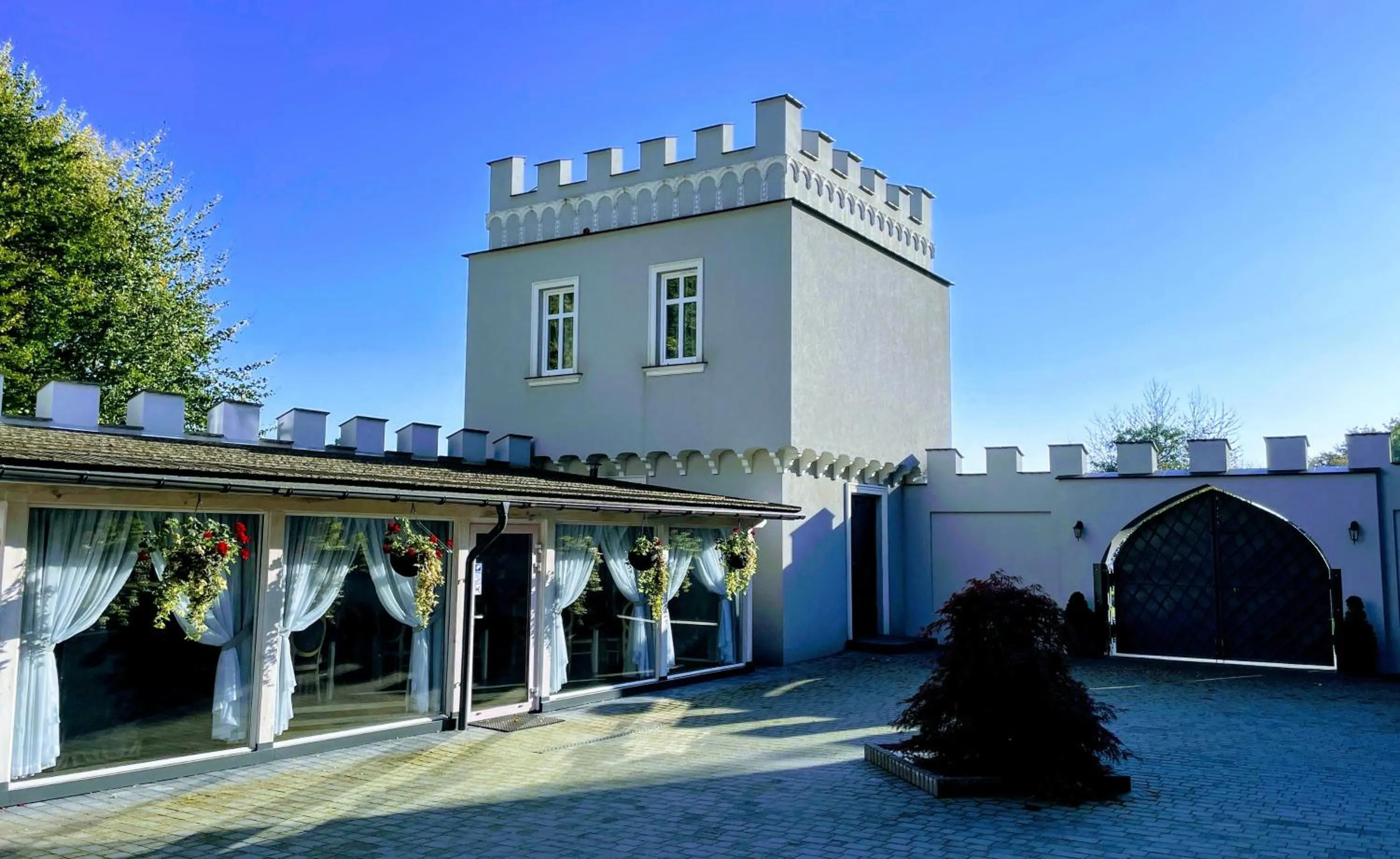 Property building in Basztogród