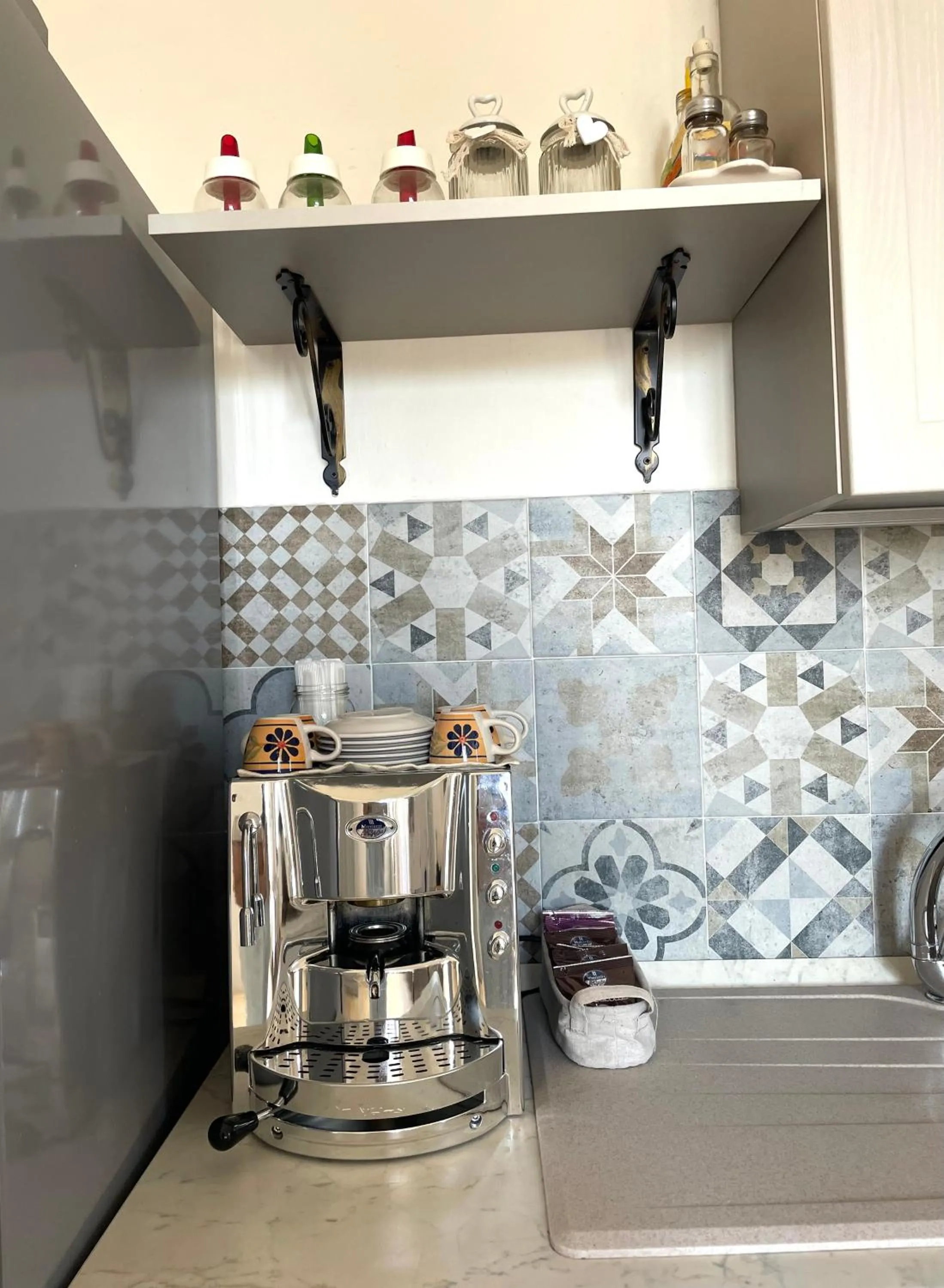 Kitchen or kitchenette in B&B Nonno Ciccio