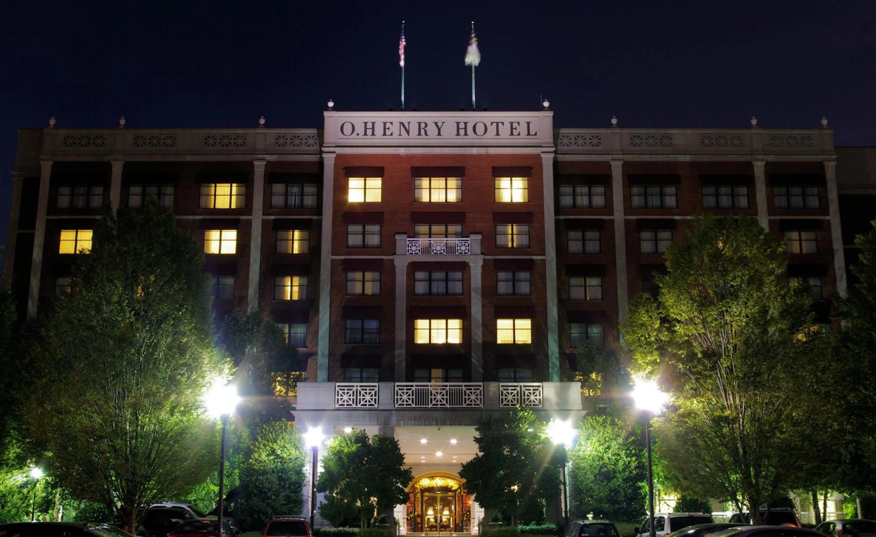 Facade/entrance in O.Henry Hotel