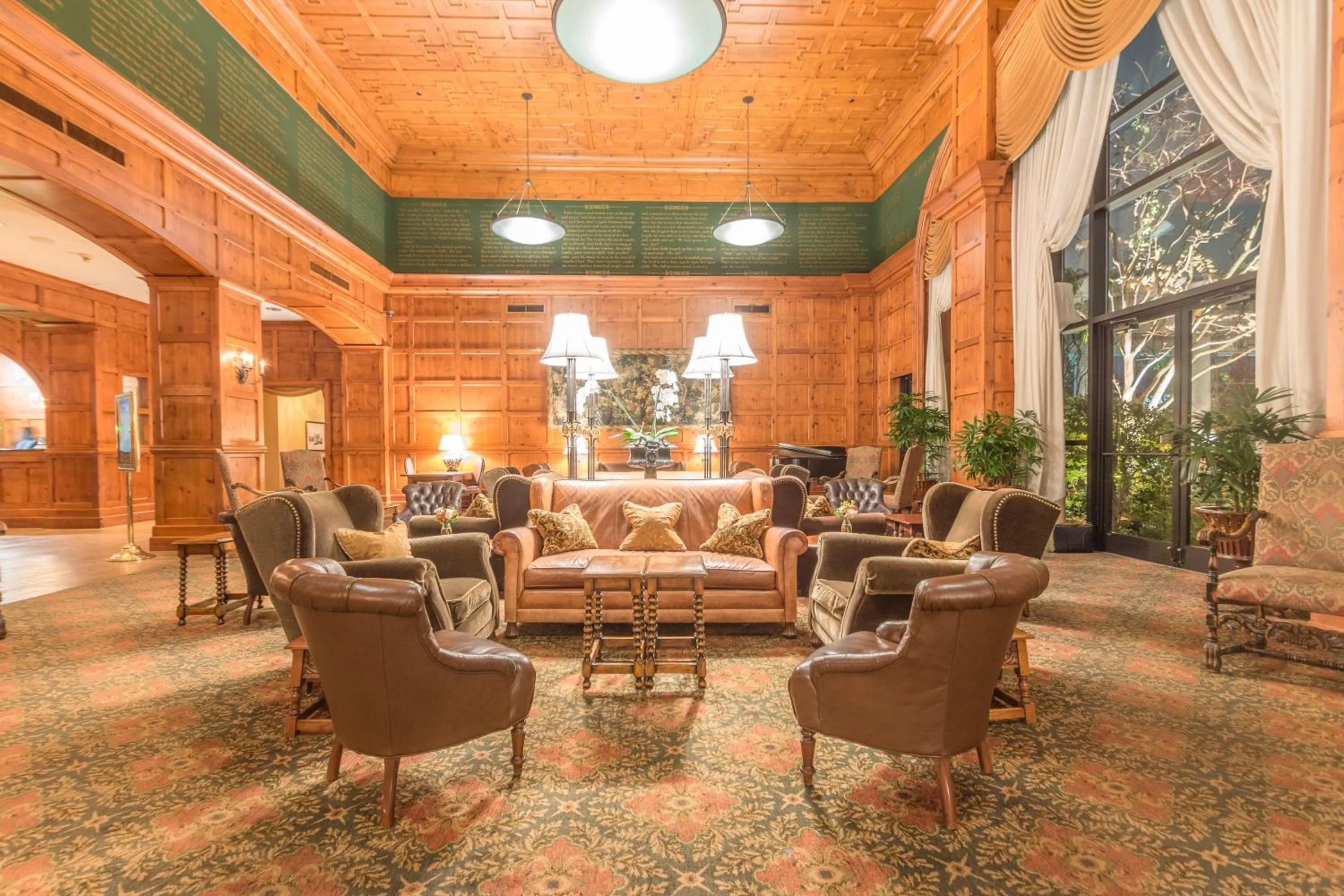 Lobby or reception in O.Henry Hotel