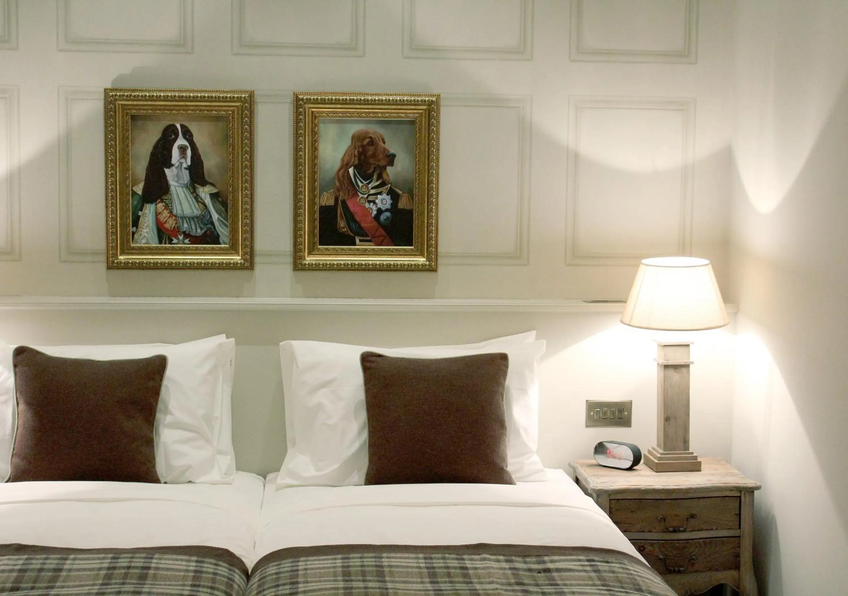 Bed in The Hayden Pub & Rooms