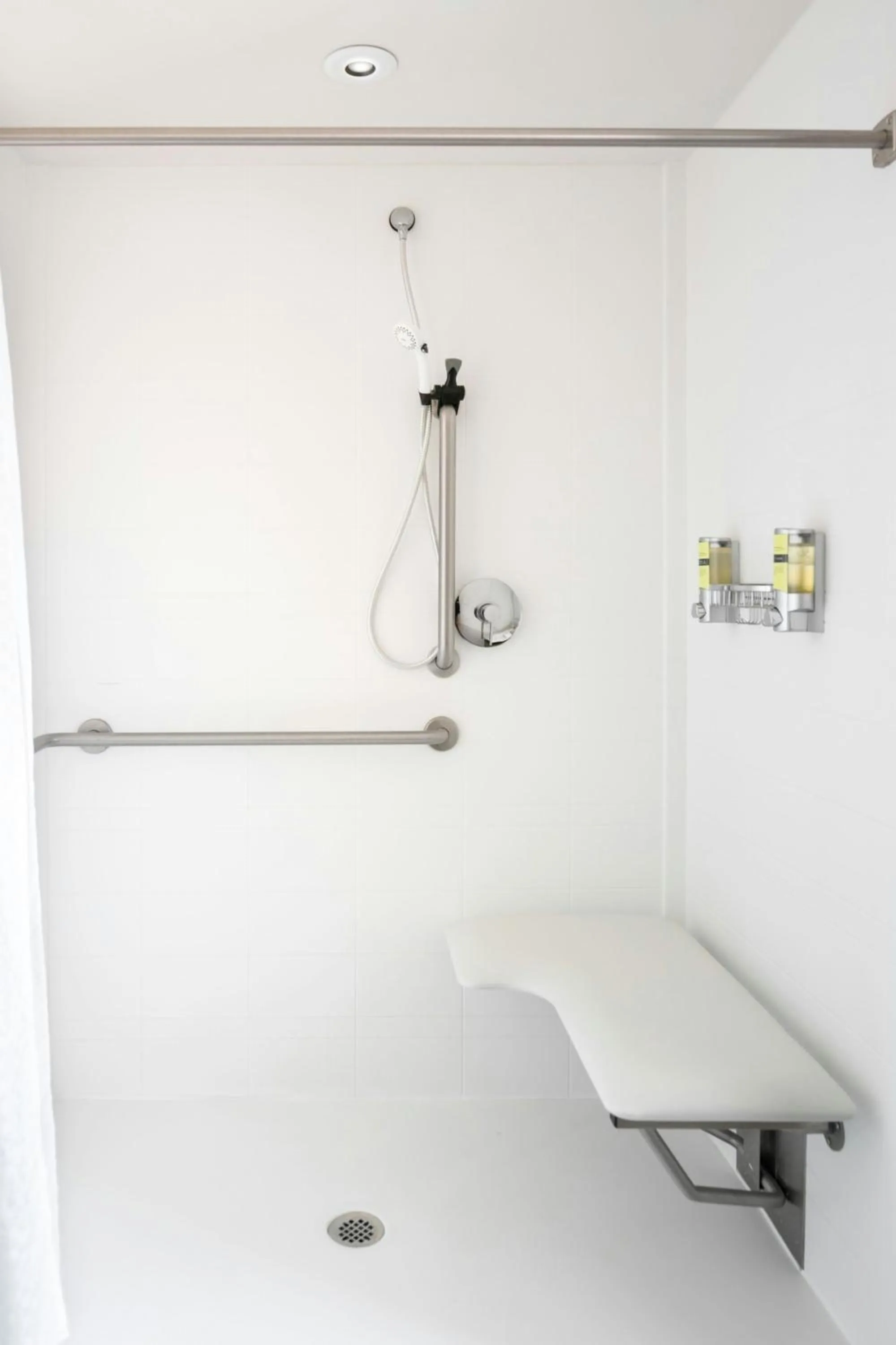 Bathroom in Element Omaha Midtown Crossing