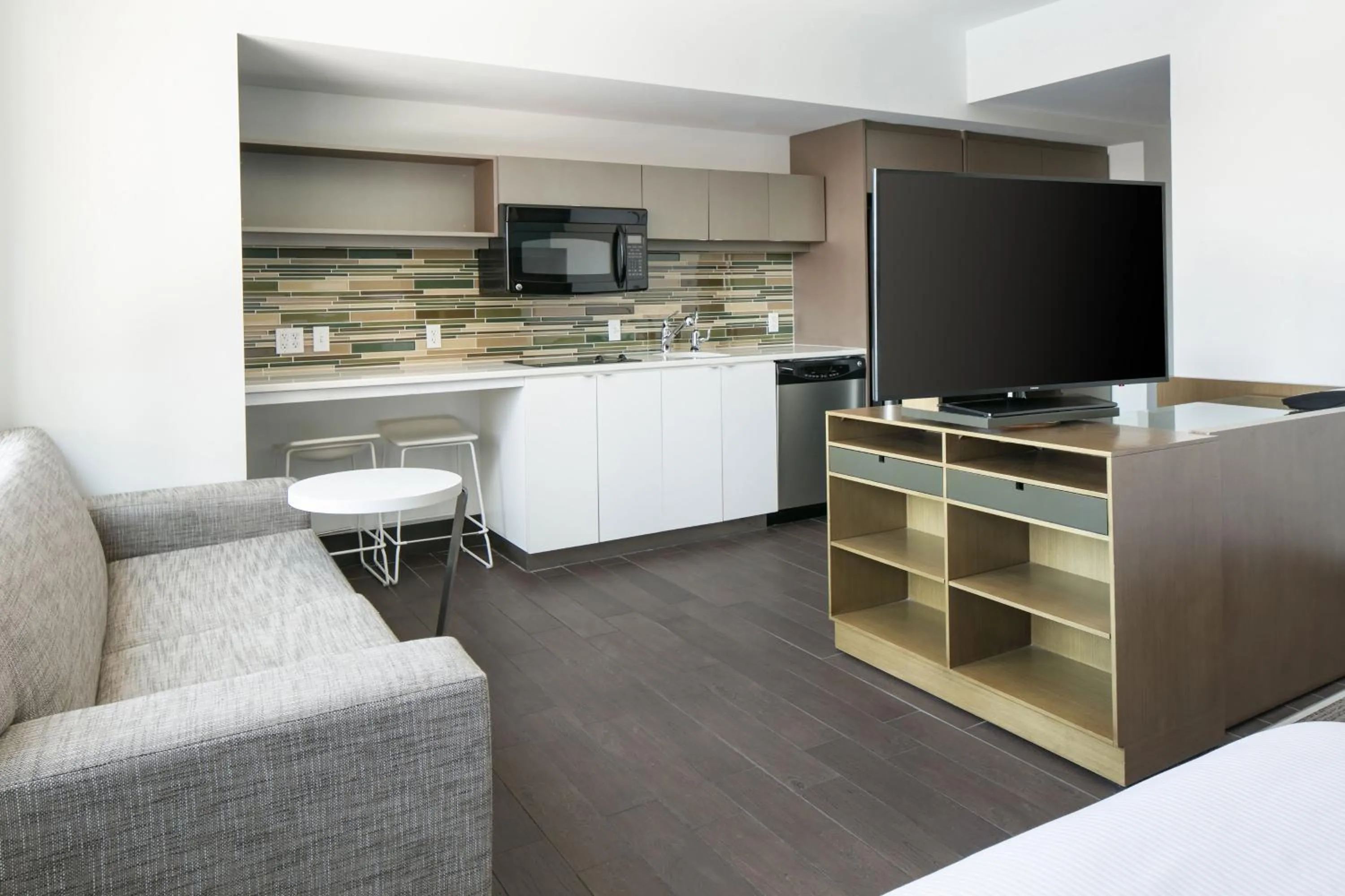 Living room in Element Omaha Midtown Crossing