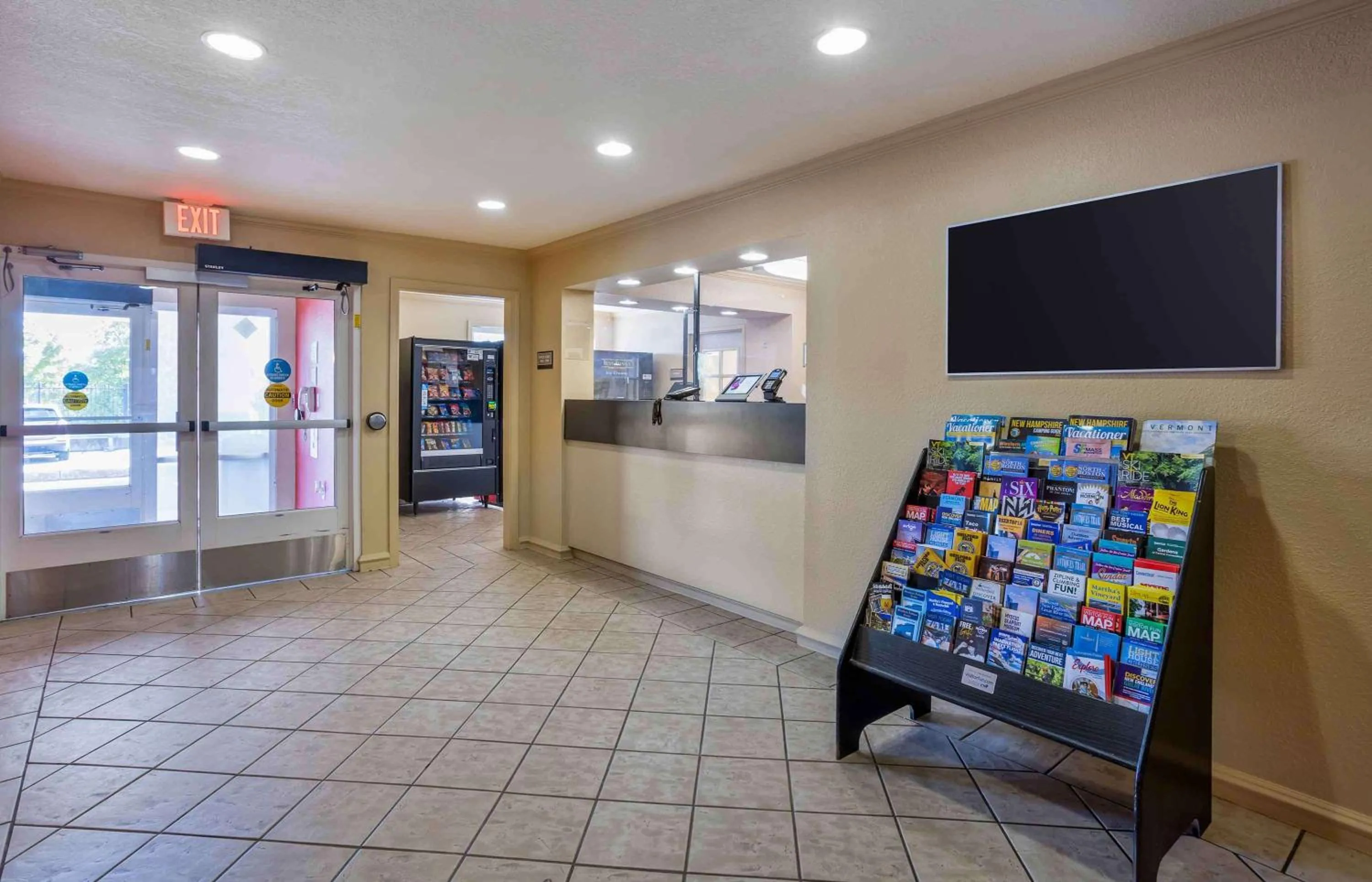 Lobby or reception in Extended Stay America Suites - Norwalk - Stamford