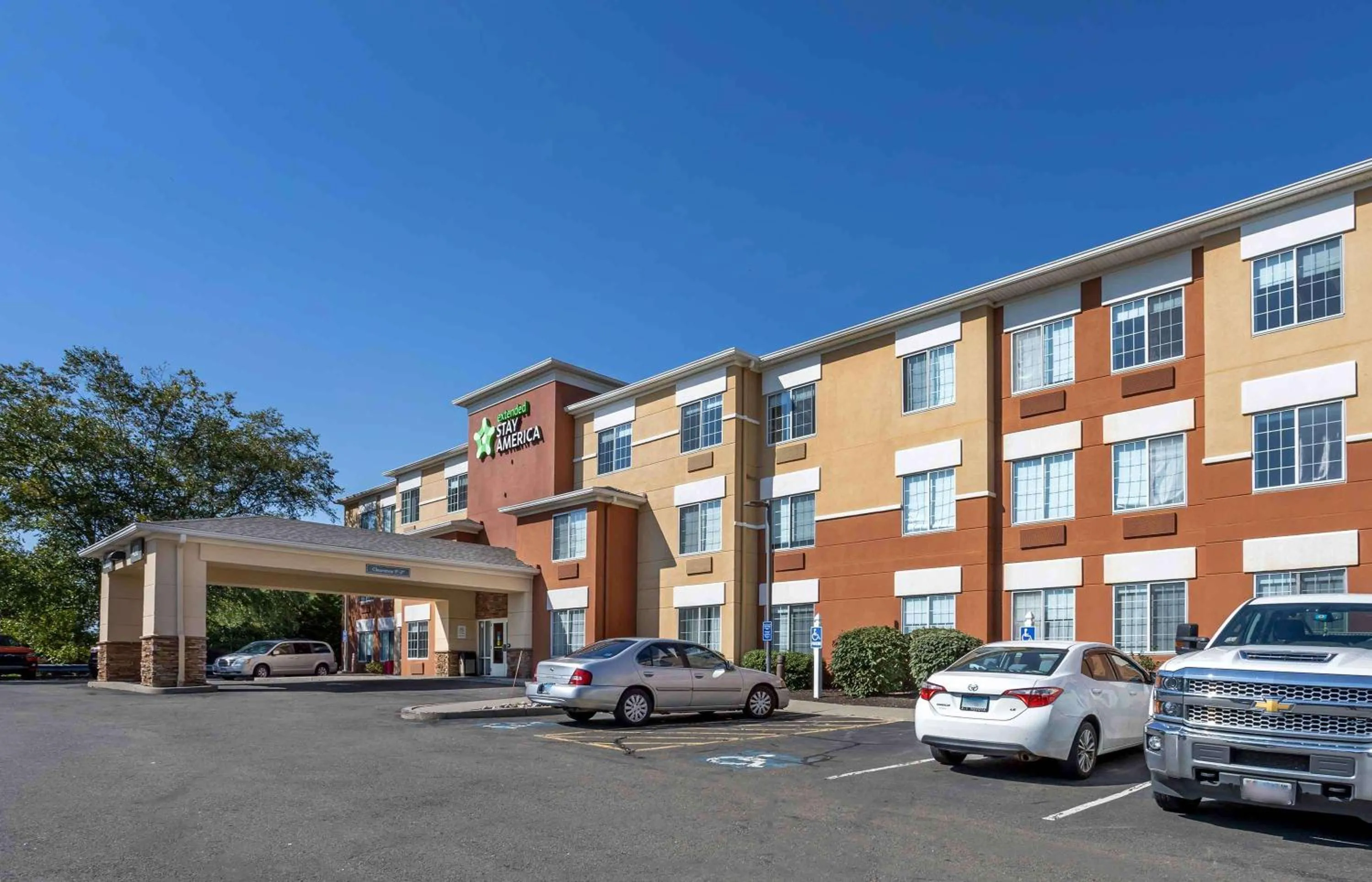 Property building in Extended Stay America Suites - Norwalk - Stamford