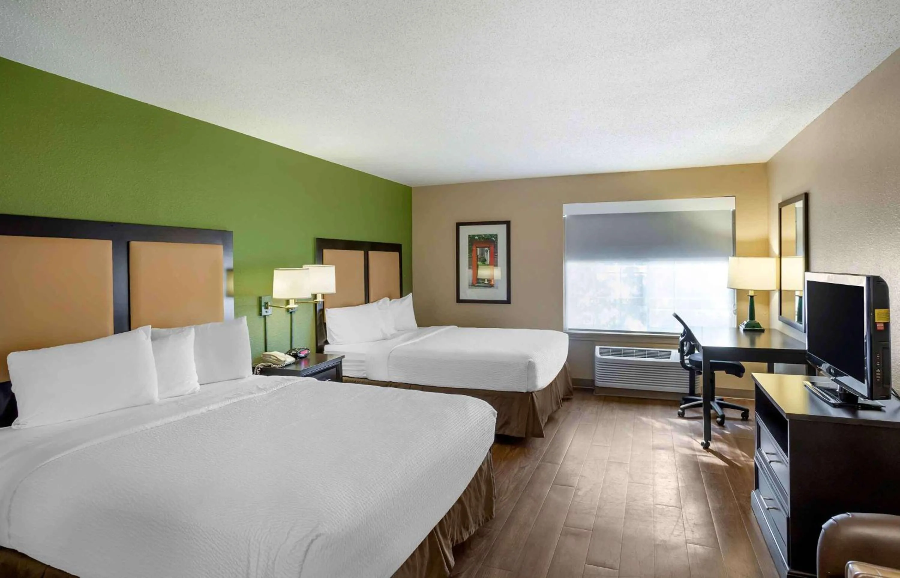 Bedroom, Bed in Extended Stay America Suites - Norwalk - Stamford