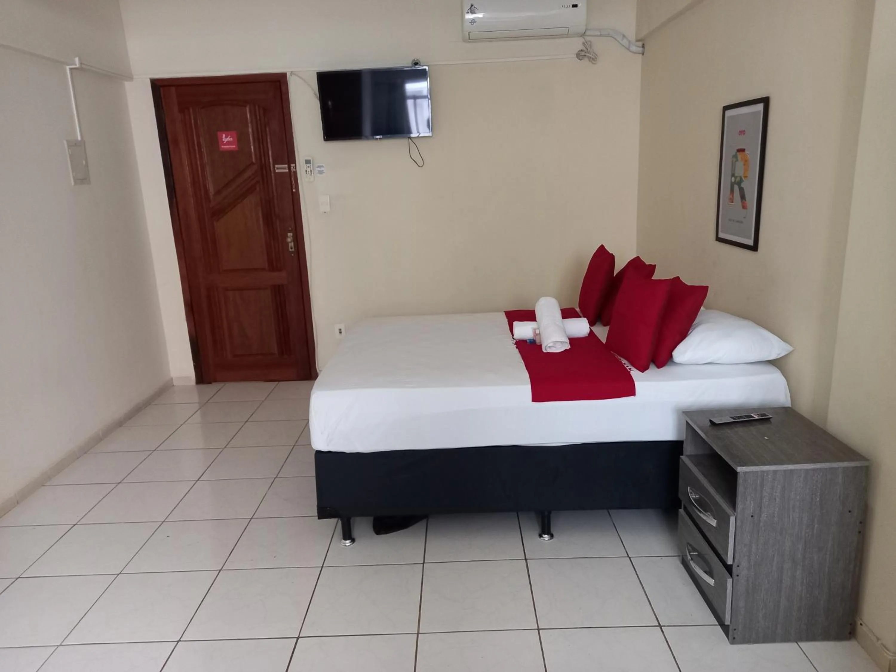 Bed in PS Hotel Manilha