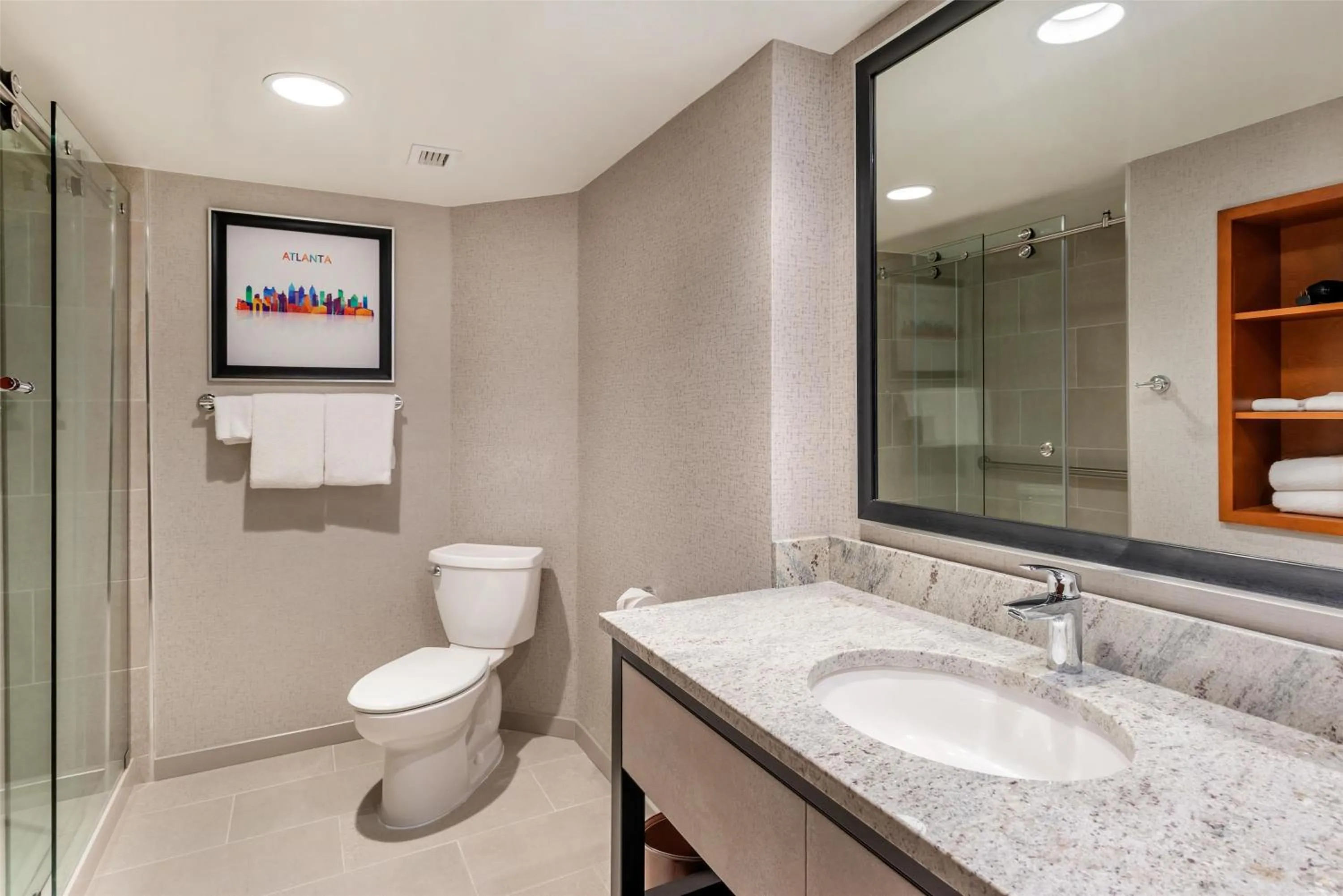 Bathroom in Drury Inn & Suites Atlanta Morrow