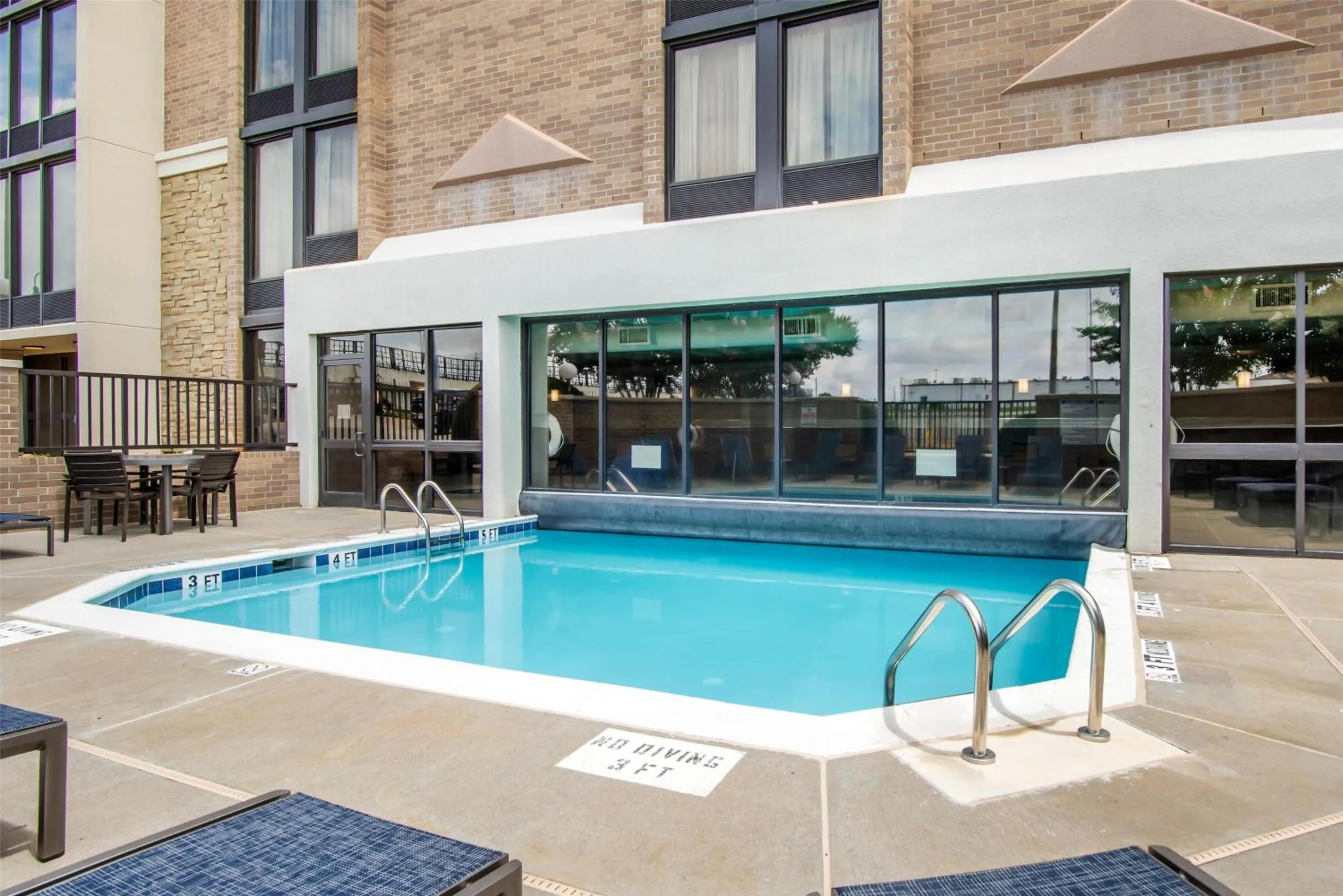 Pool view in Drury Inn & Suites Atlanta Morrow