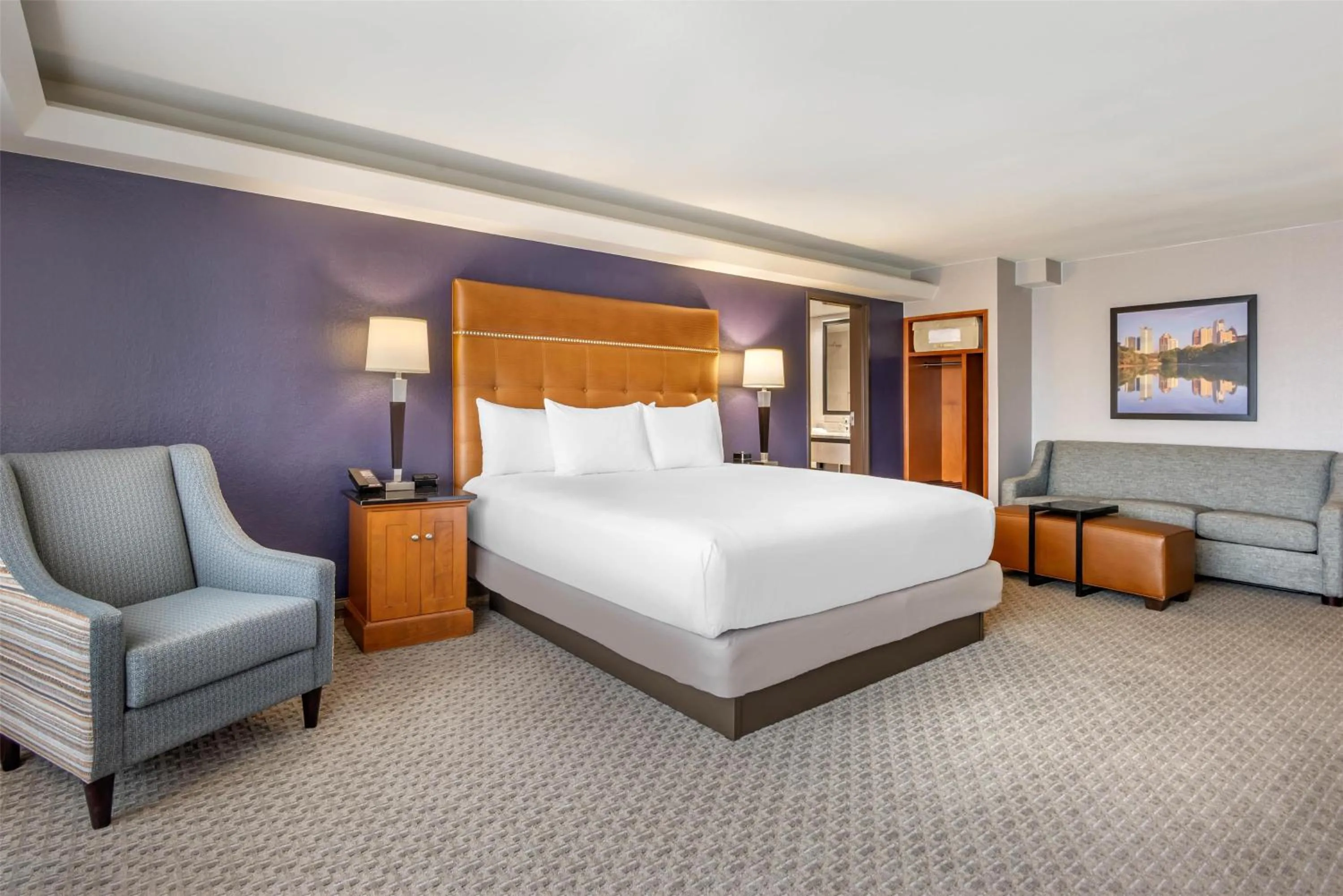 Bedroom, Bed in Drury Inn & Suites Atlanta Morrow
