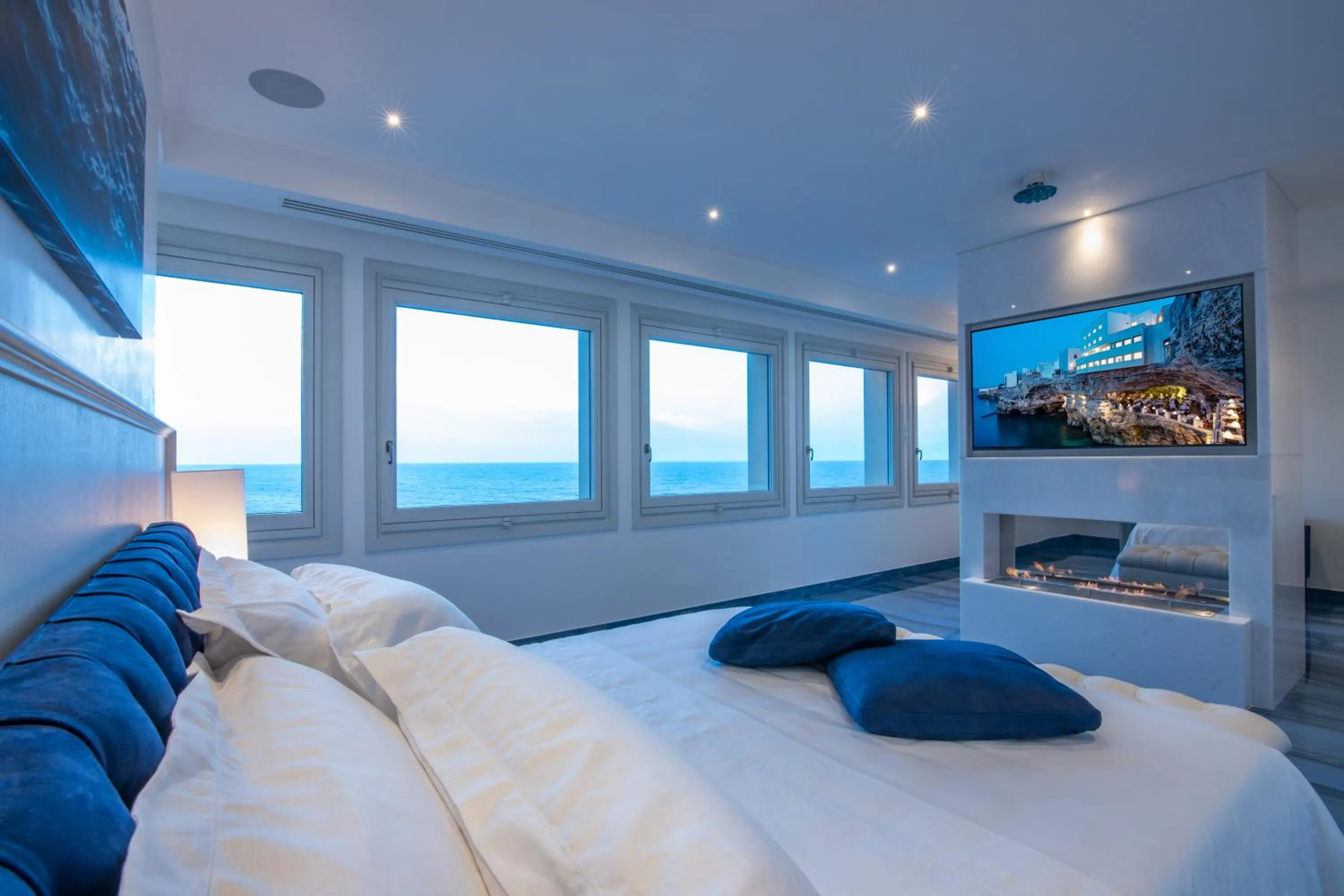 Bed in Hotel Grotta Palazzese