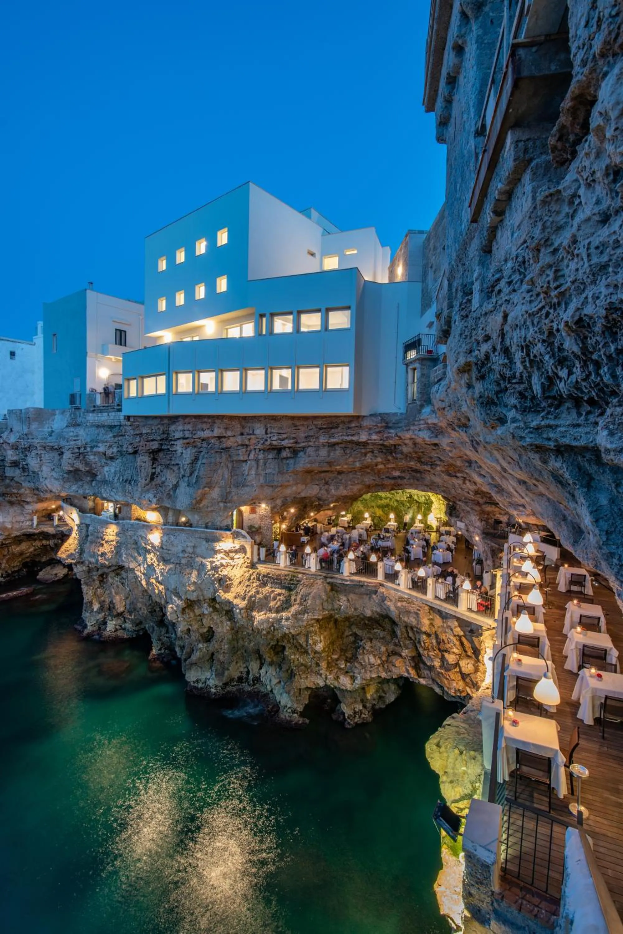 Restaurant/places to eat in Hotel Grotta Palazzese