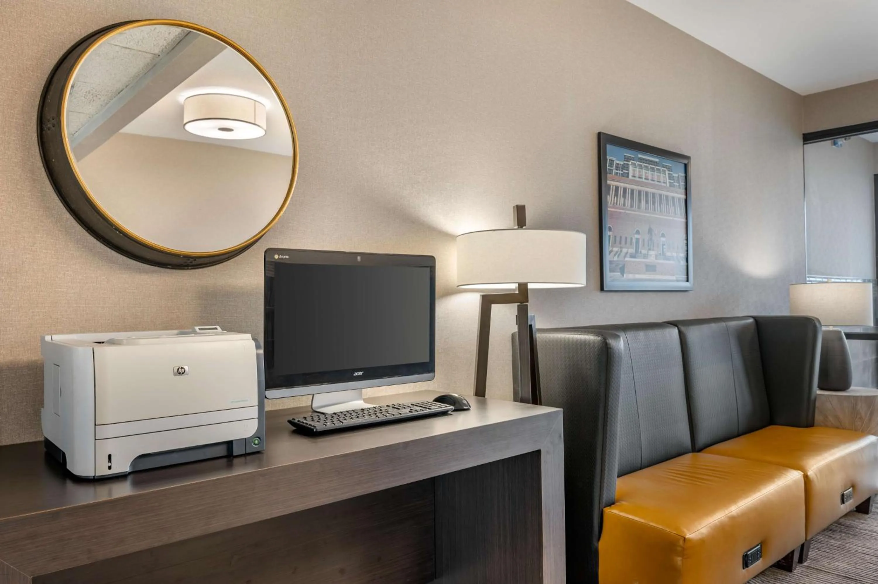 Business facilities in Drury Inn & Suites Champaign