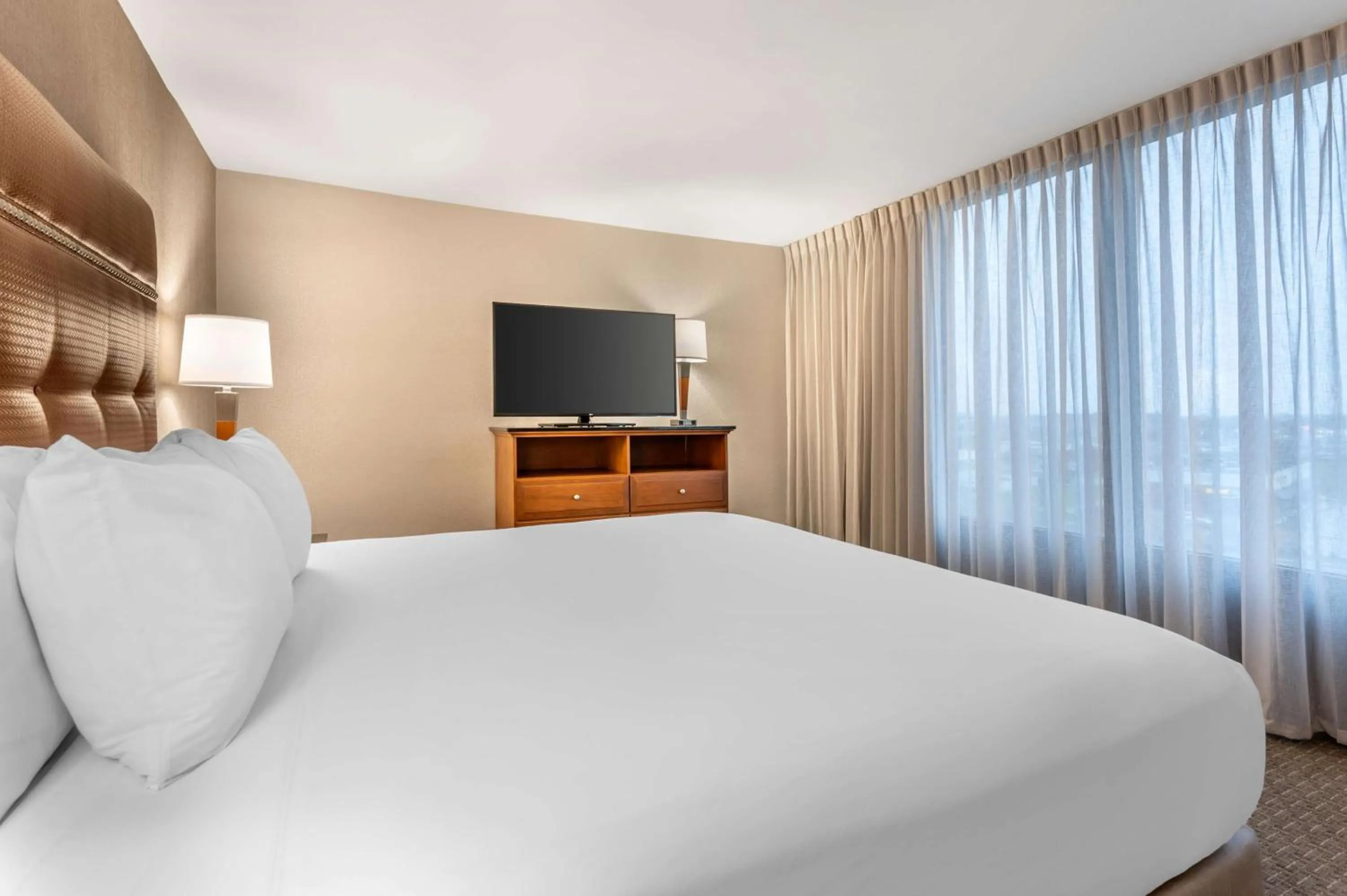 Bedroom, Bed in Drury Inn & Suites Champaign