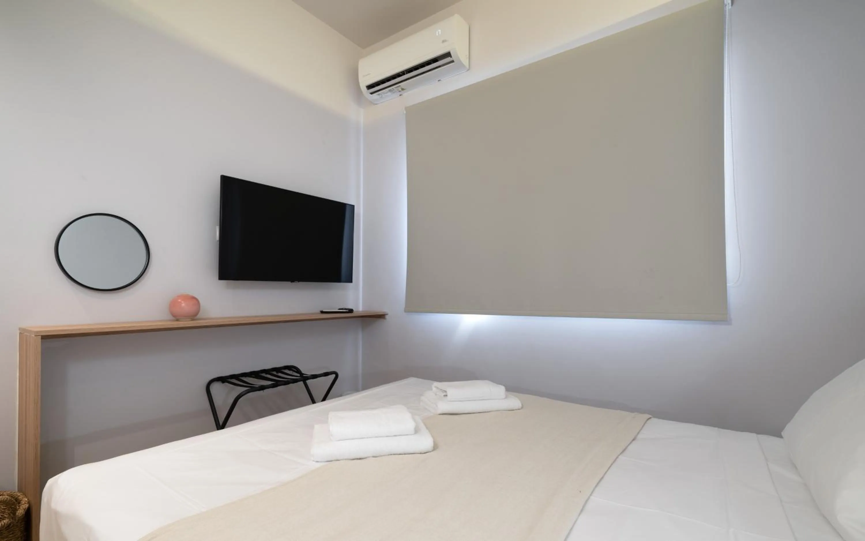 Bedroom, Bed in Kolokotroni Lofts Syntagma