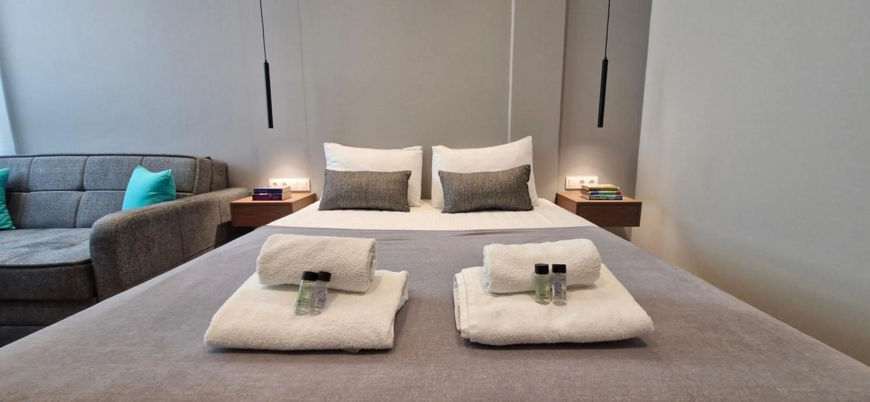 Bed in Kolokotroni Lofts Syntagma