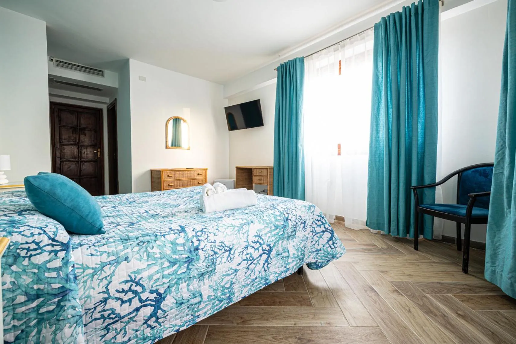 Photo of the whole room in La Rosa Hotel - Selinunte