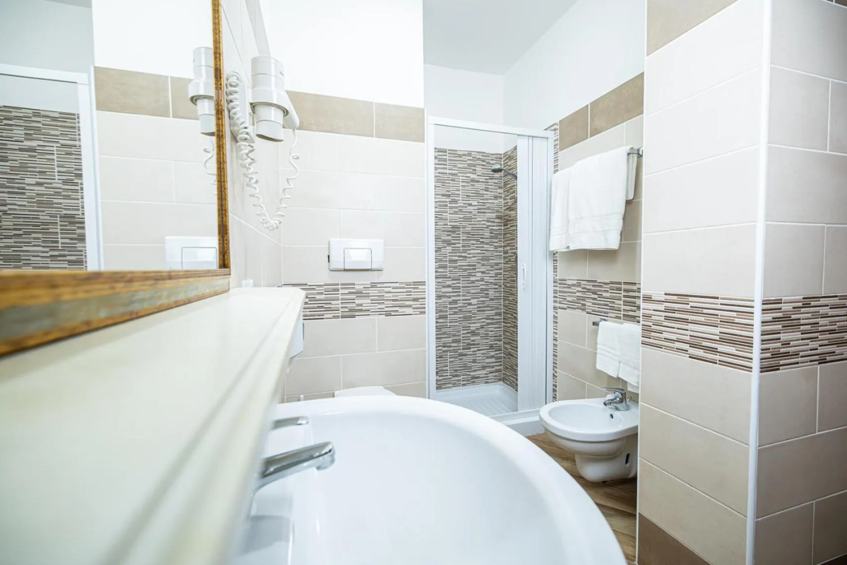 Shower in La Rosa Hotel - Selinunte