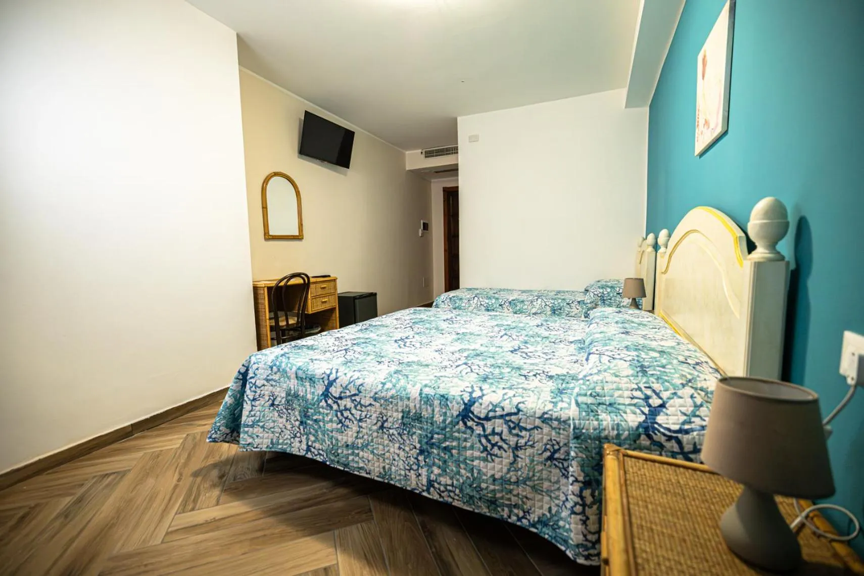 Photo of the whole room in La Rosa Hotel - Selinunte