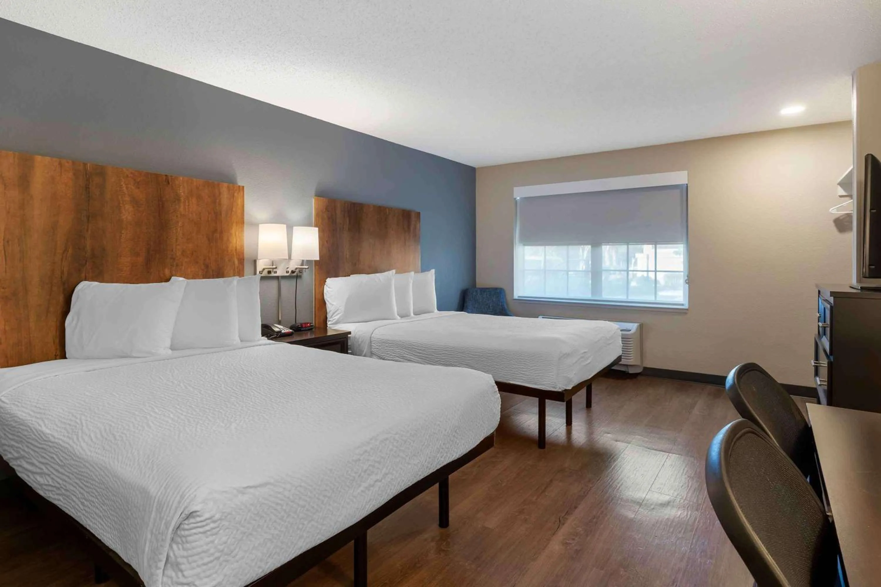 Bedroom, Bed in Extended Stay America Suites - Dallas - Coit Road