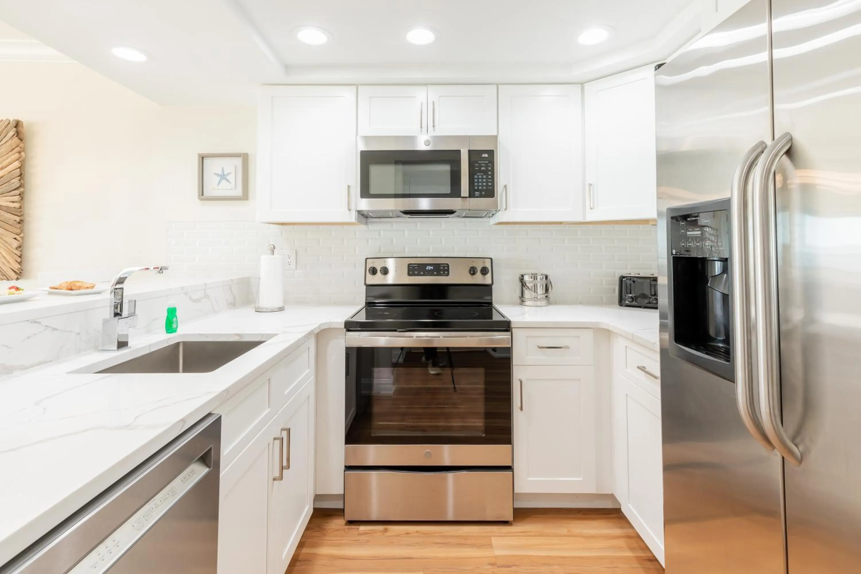 La Mer Beachfront Resort