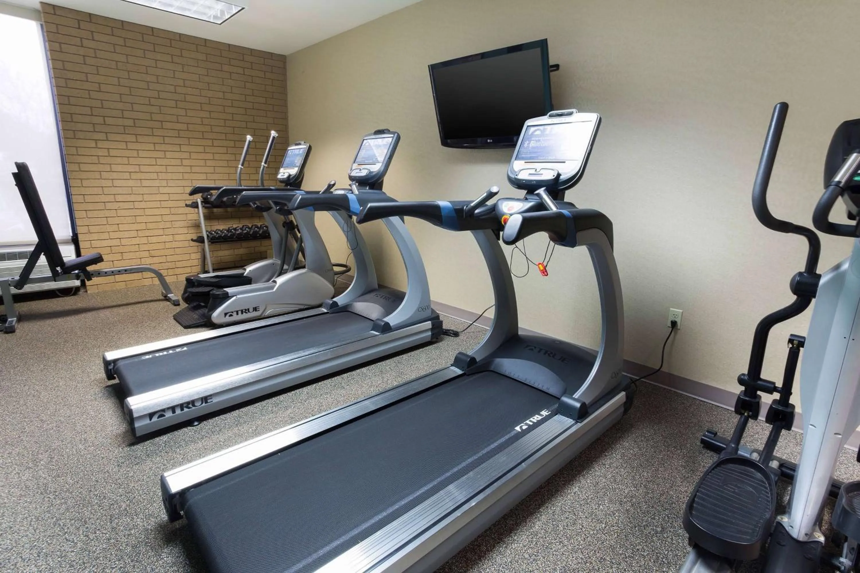 Fitness centre/facilities in Drury Inn & Suites Houston Sugar Land