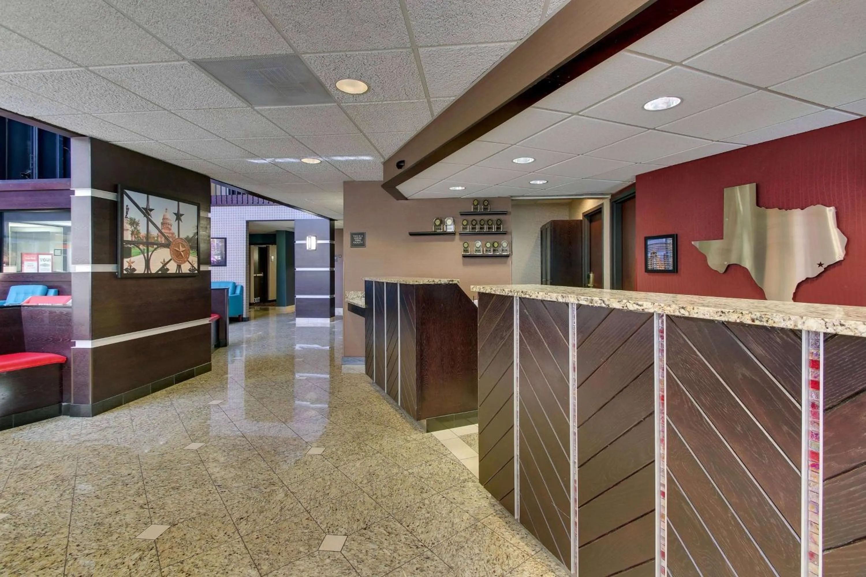 Lobby or reception in Drury Inn & Suites Houston Sugar Land