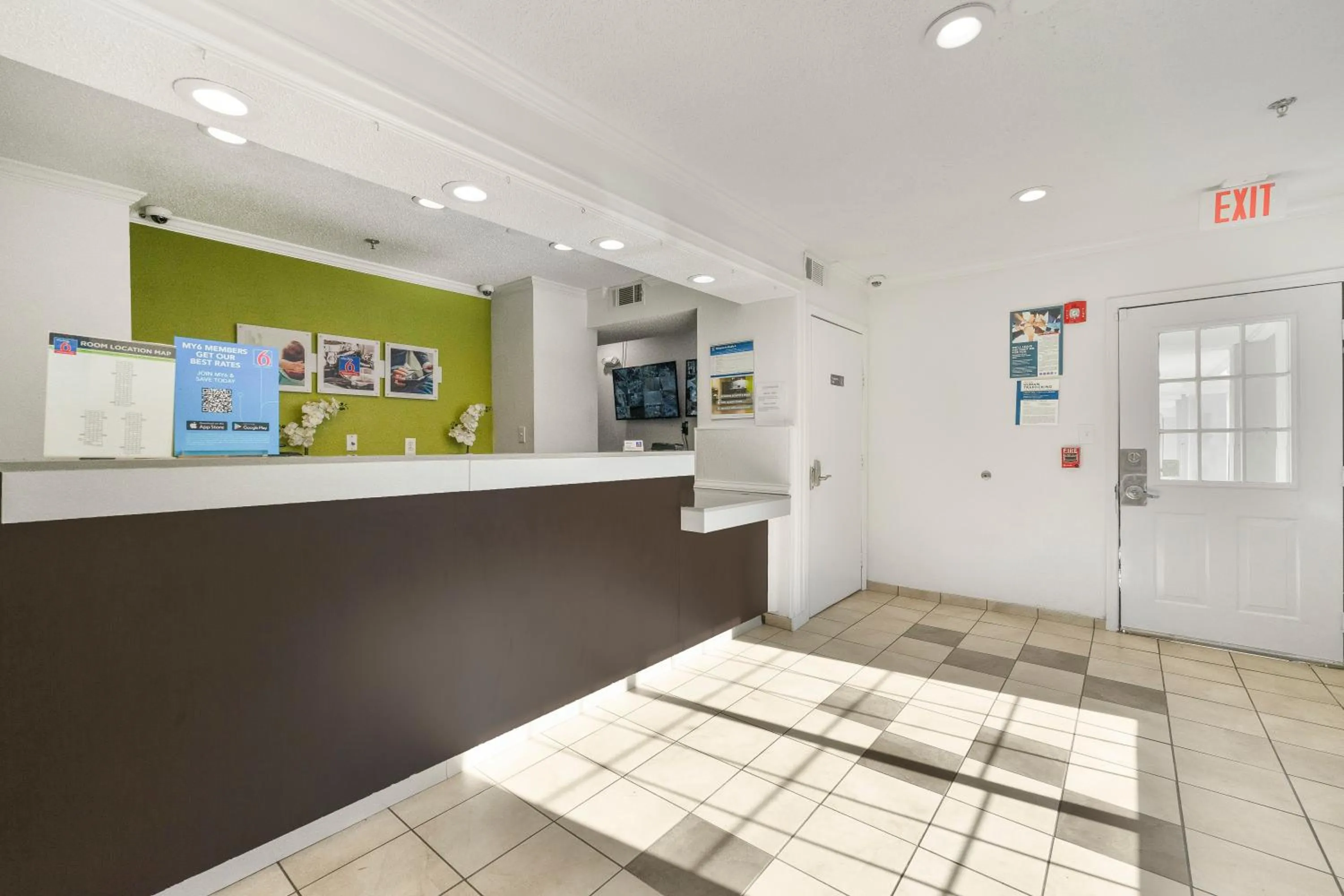 Lobby or reception in Studio 6-Tucker, GA - Atlanta Northlake