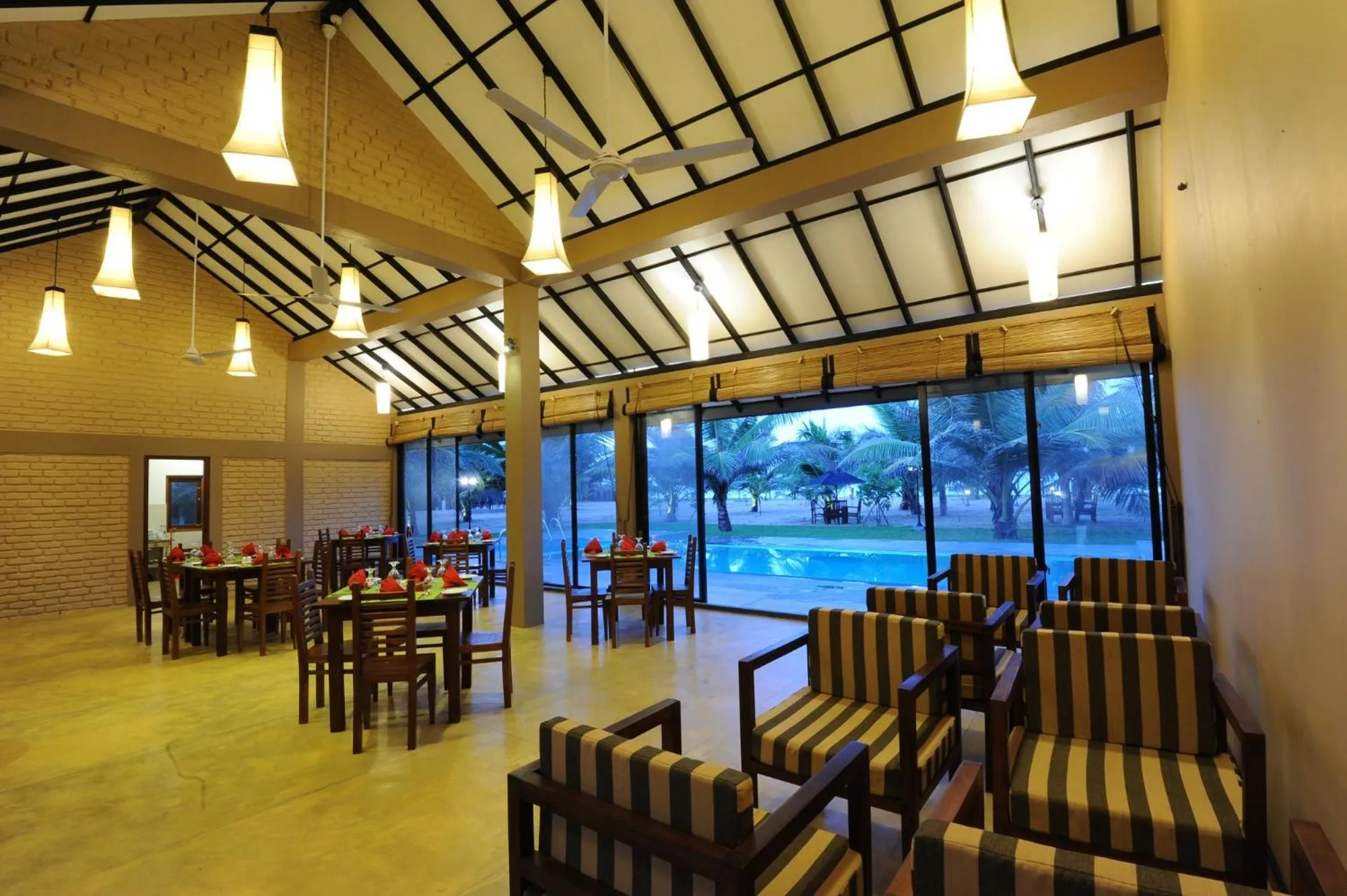 Restaurant/places to eat in Melheim Beach Kalpitiya