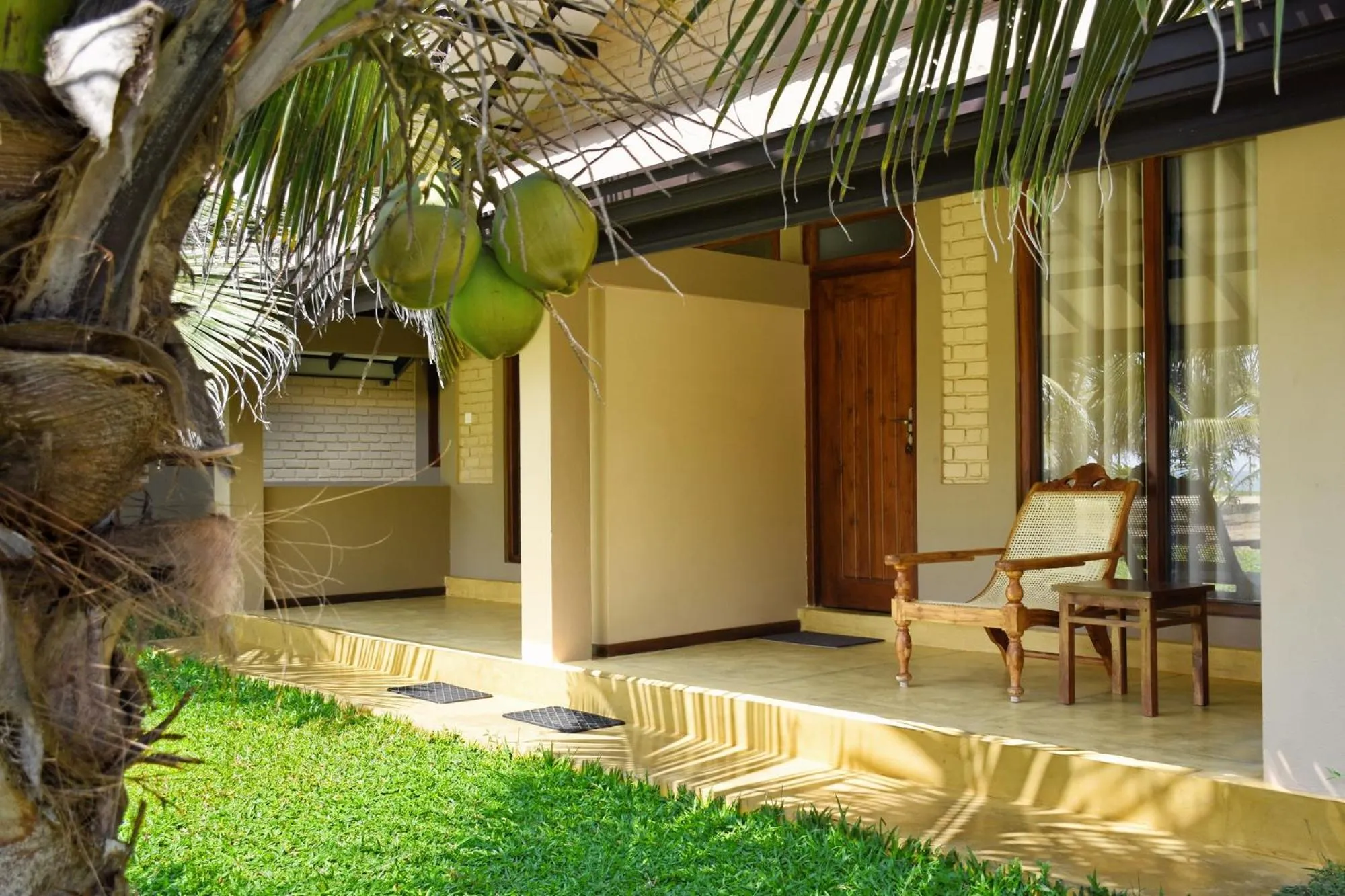 Patio in Melheim Beach Kalpitiya