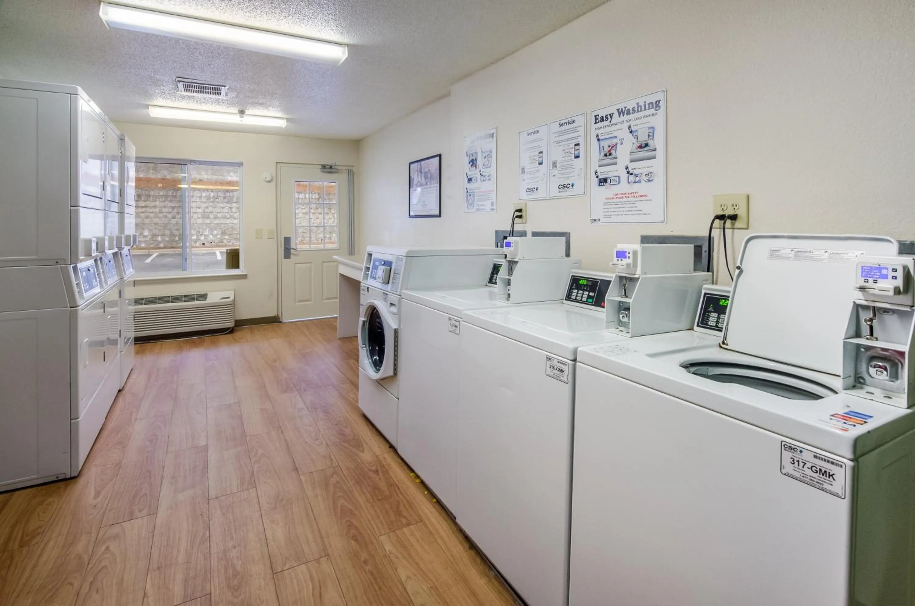 Other in HomeTowne Studios by Red Roof Winston-Salem - University Pkwy