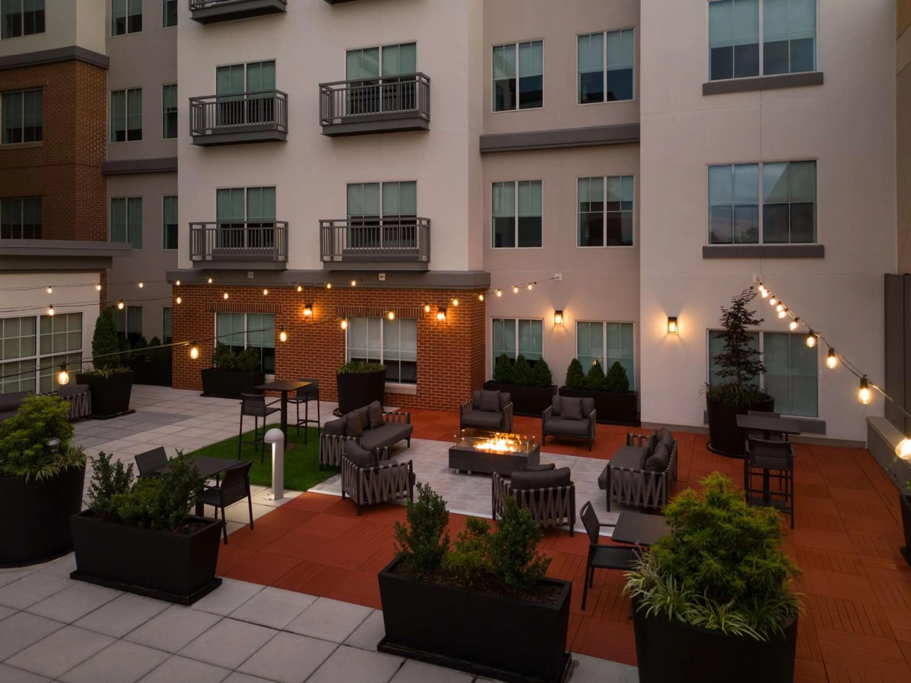 Patio in Hyatt House Richmond - Short Pump